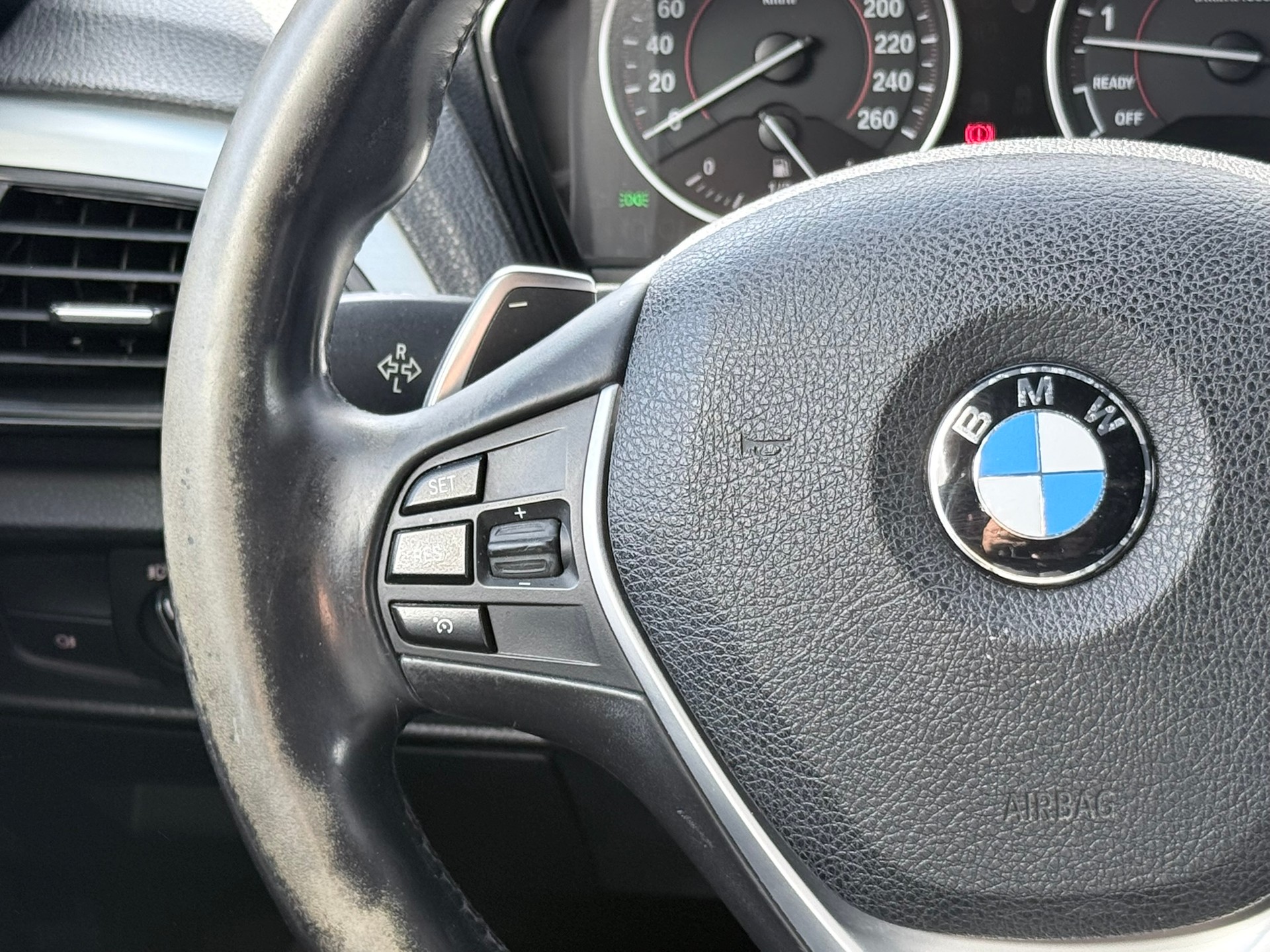 BMW M135i xDrive Steptronic-image-22