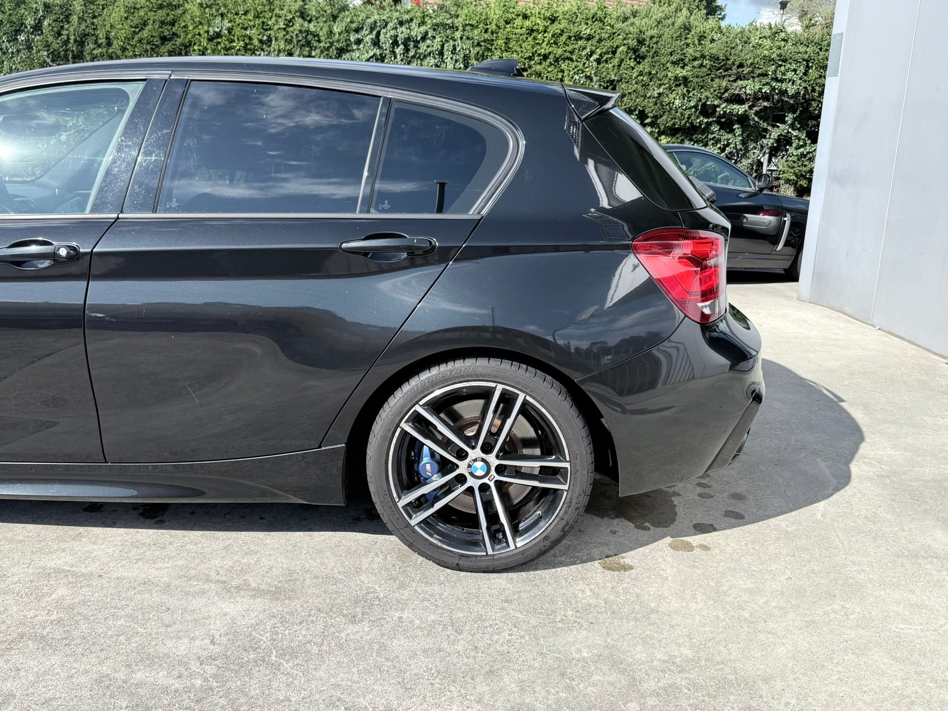 BMW M135i xDrive Steptronic-image-9