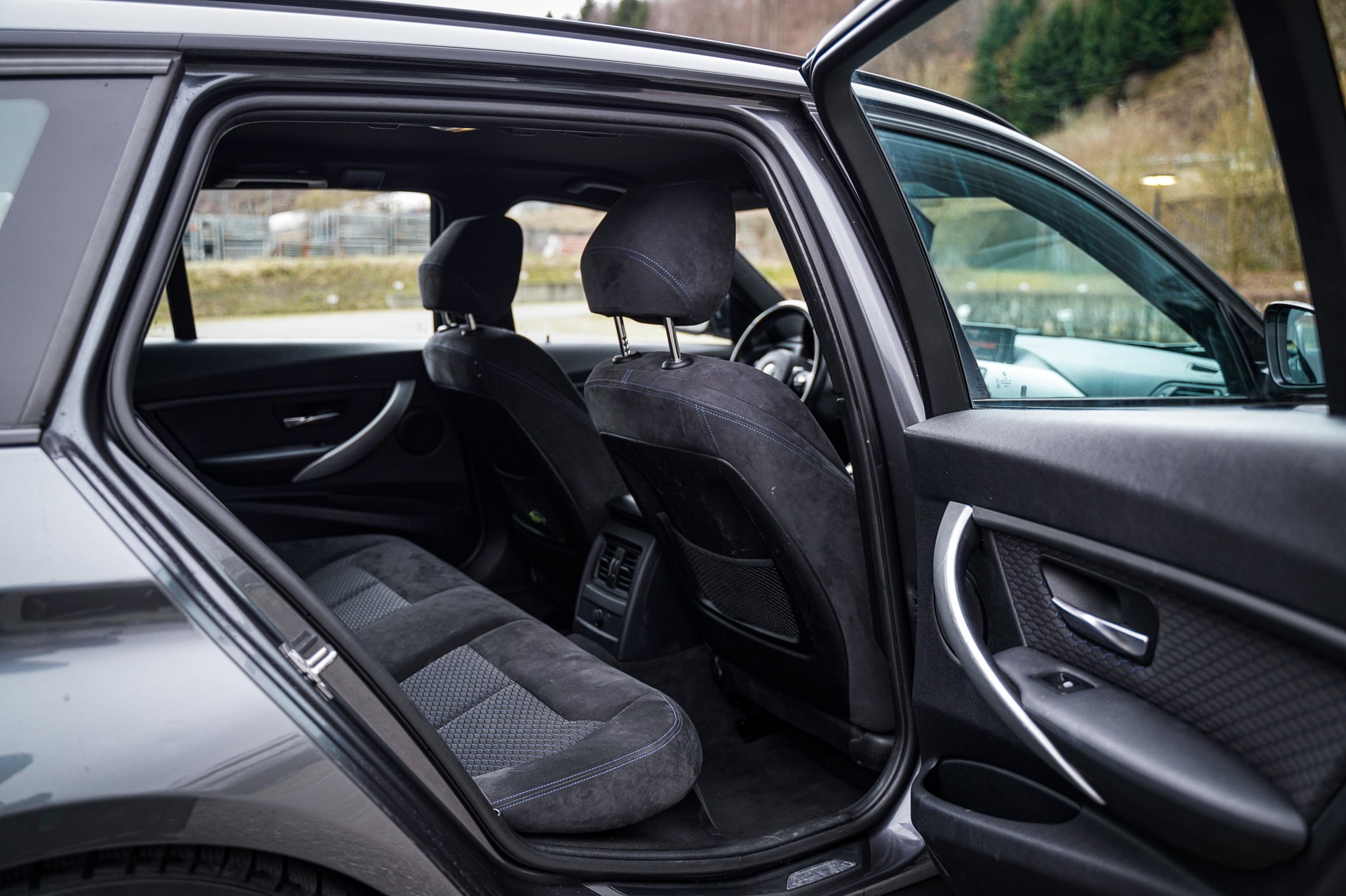 BMW 320d Touring M-Paket Steptronic-image-8