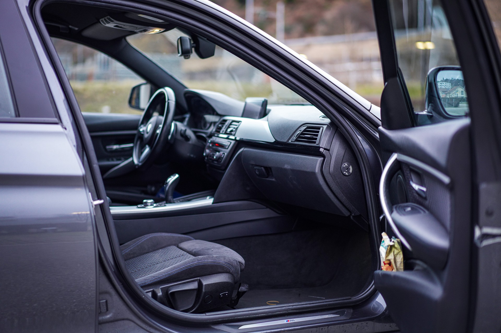 BMW 320d Touring M-Paket Steptronic-image-10
