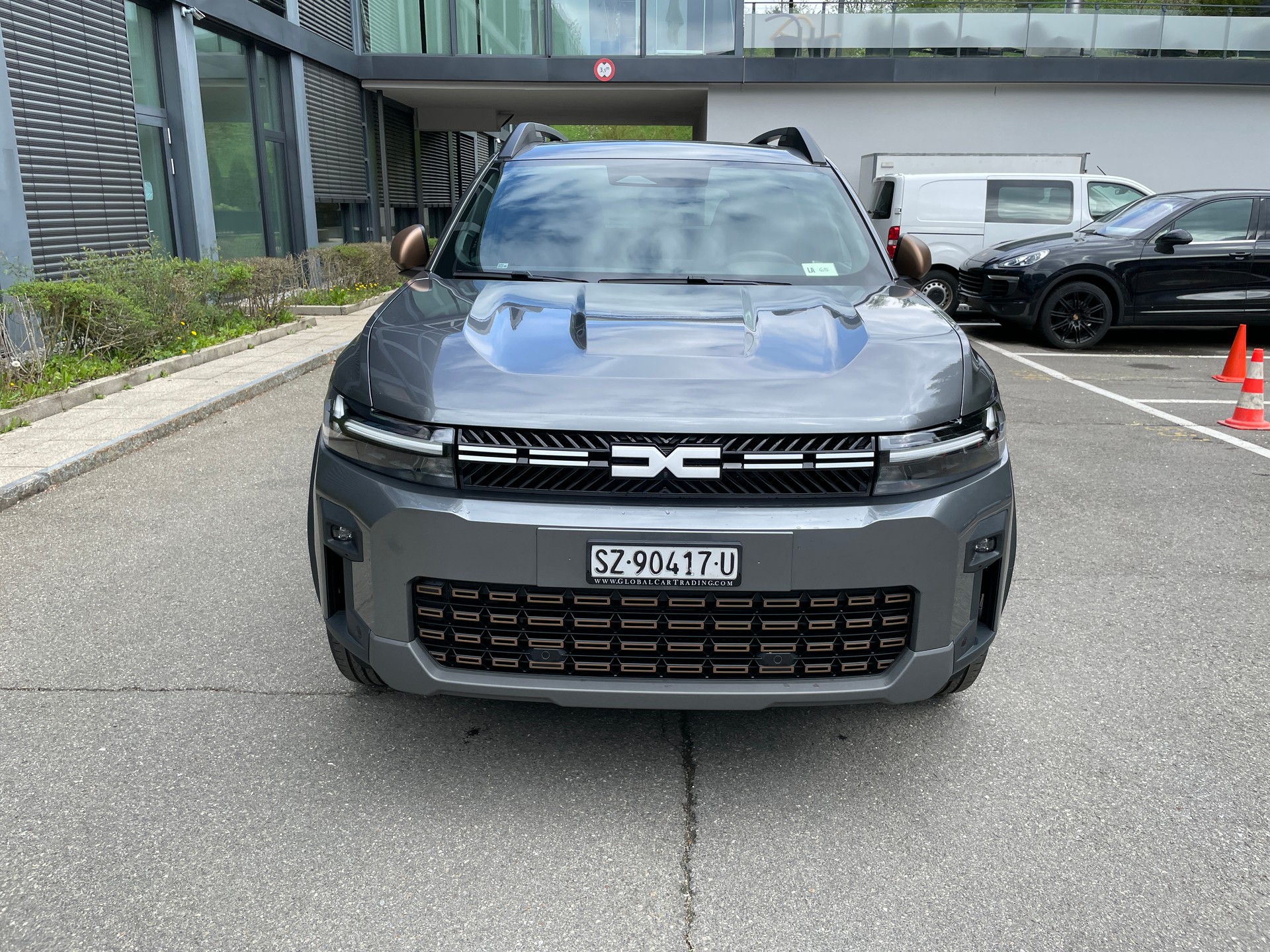 DACIA Bigster TCe 140 48V Extreme-image-1