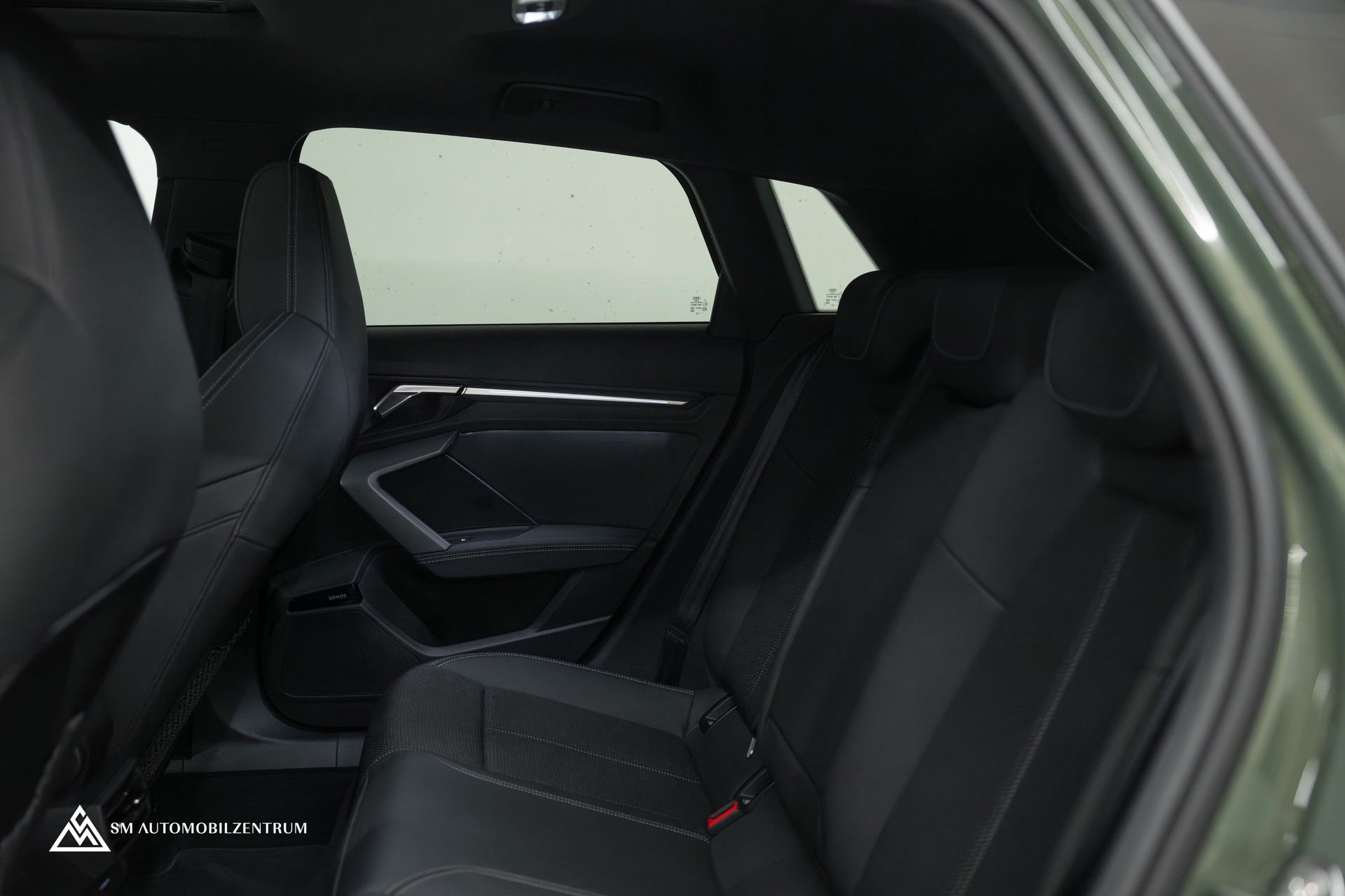 AUDI A3 Sportback 1.5 35 TFSI S Line S-Tronic / Panorama / Head-Up / Sonos / AHK / Memorysitze-image-31