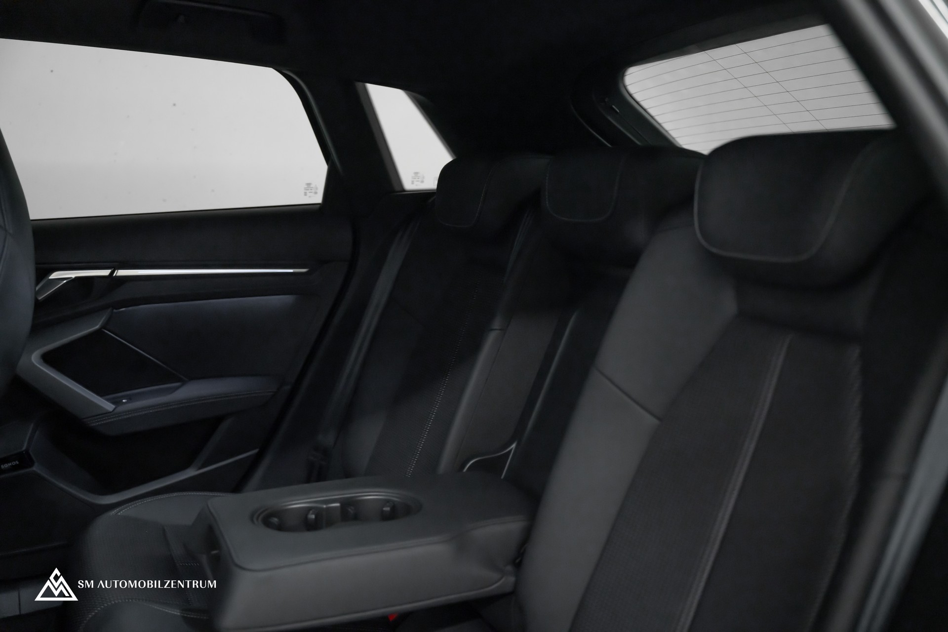 AUDI A3 Sportback 1.5 35 TFSI S Line S-Tronic / Panorama / Head-Up / Sonos / AHK / Memorysitze-image-30