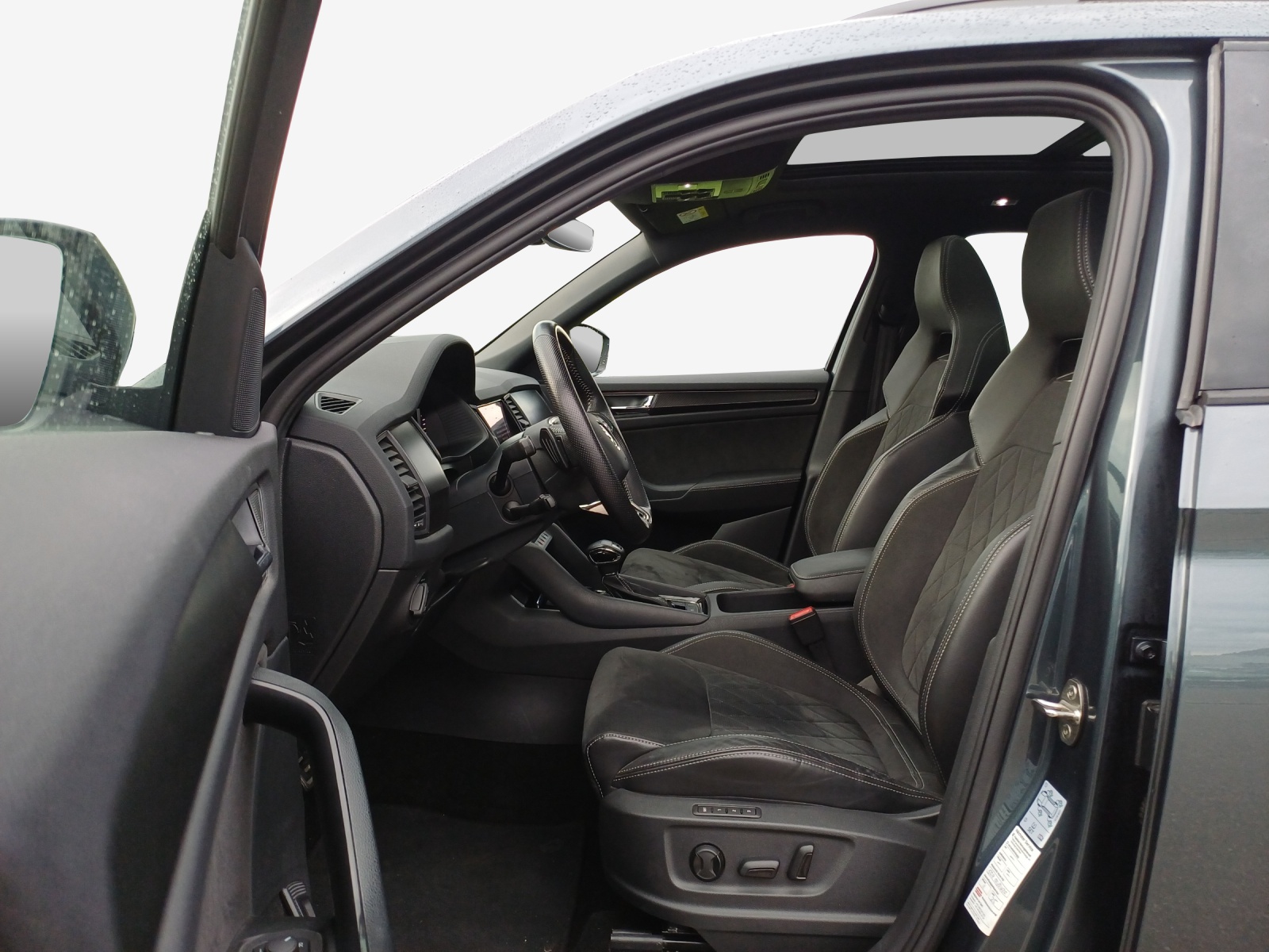 SKODA Kodiaq 2.0 TSI 4x4 SportLine-image-7