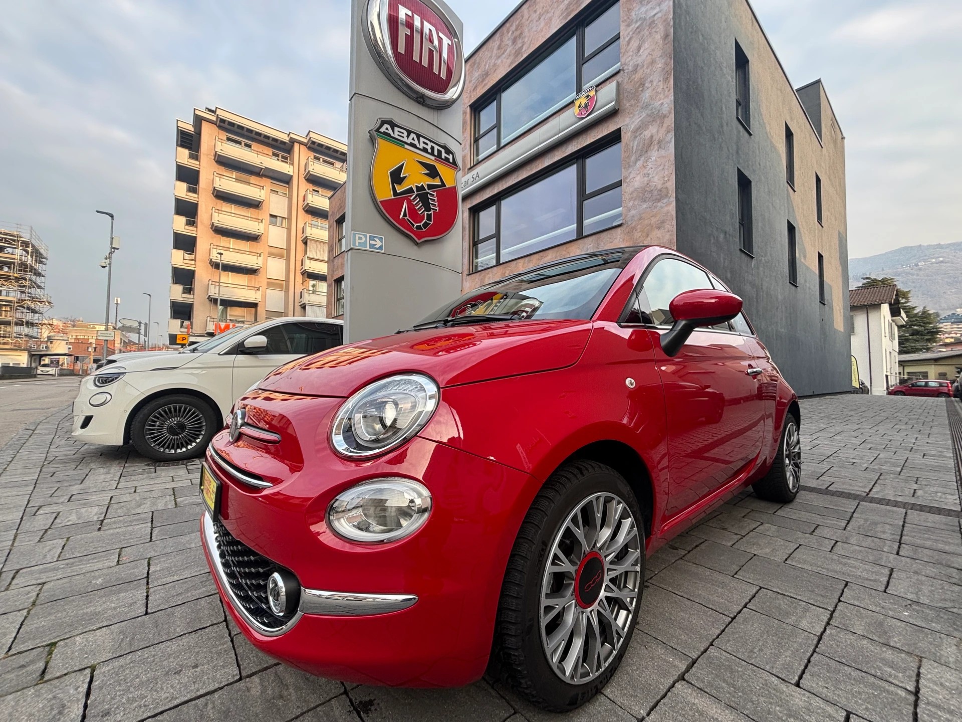FIAT 500C 1.0 N3 MildHybrid Red-image-1
