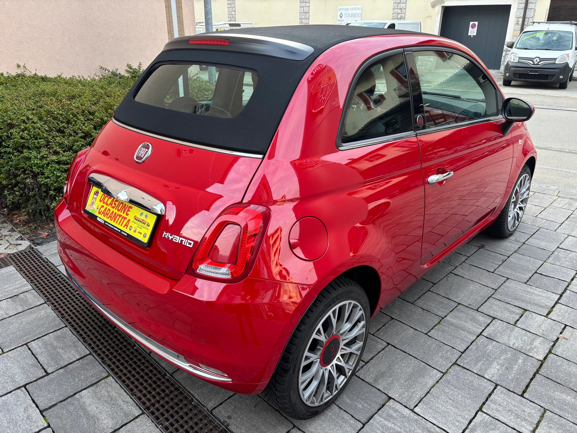 FIAT 500C 1.0 N3 MildHybrid Red-image-3