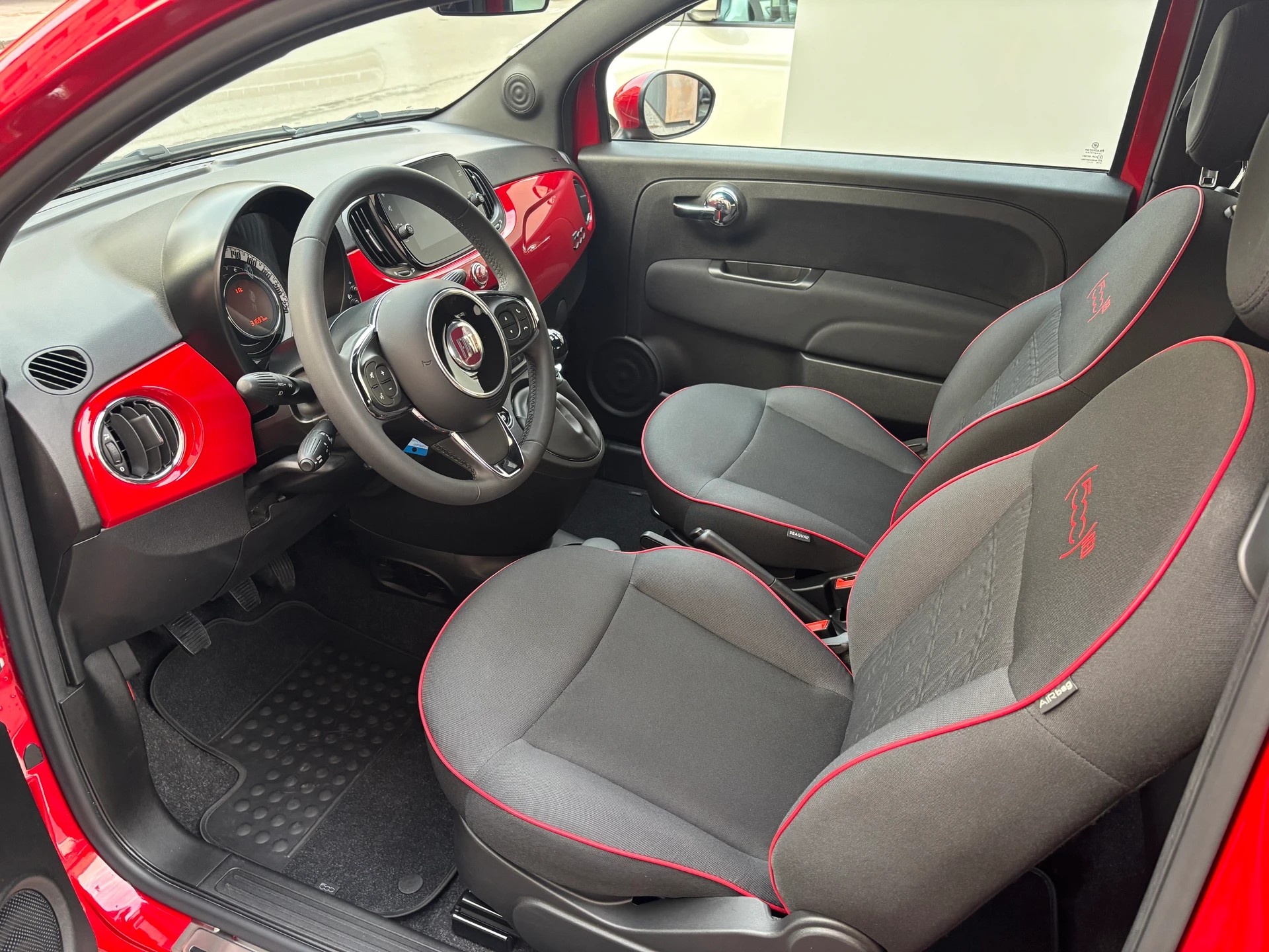 FIAT 500C 1.0 N3 MildHybrid Red-image-6