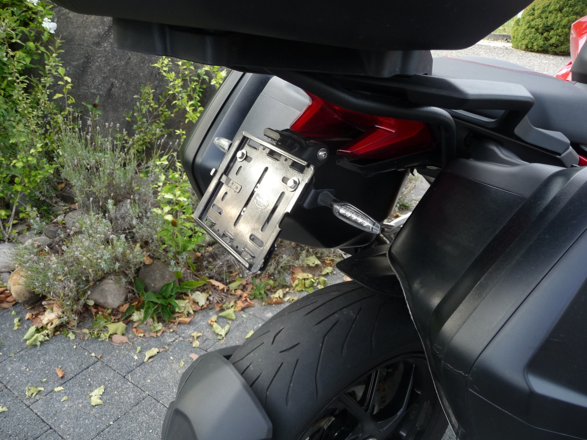 DUCATI Multistrada 1260 S Touring-showroom-element-2