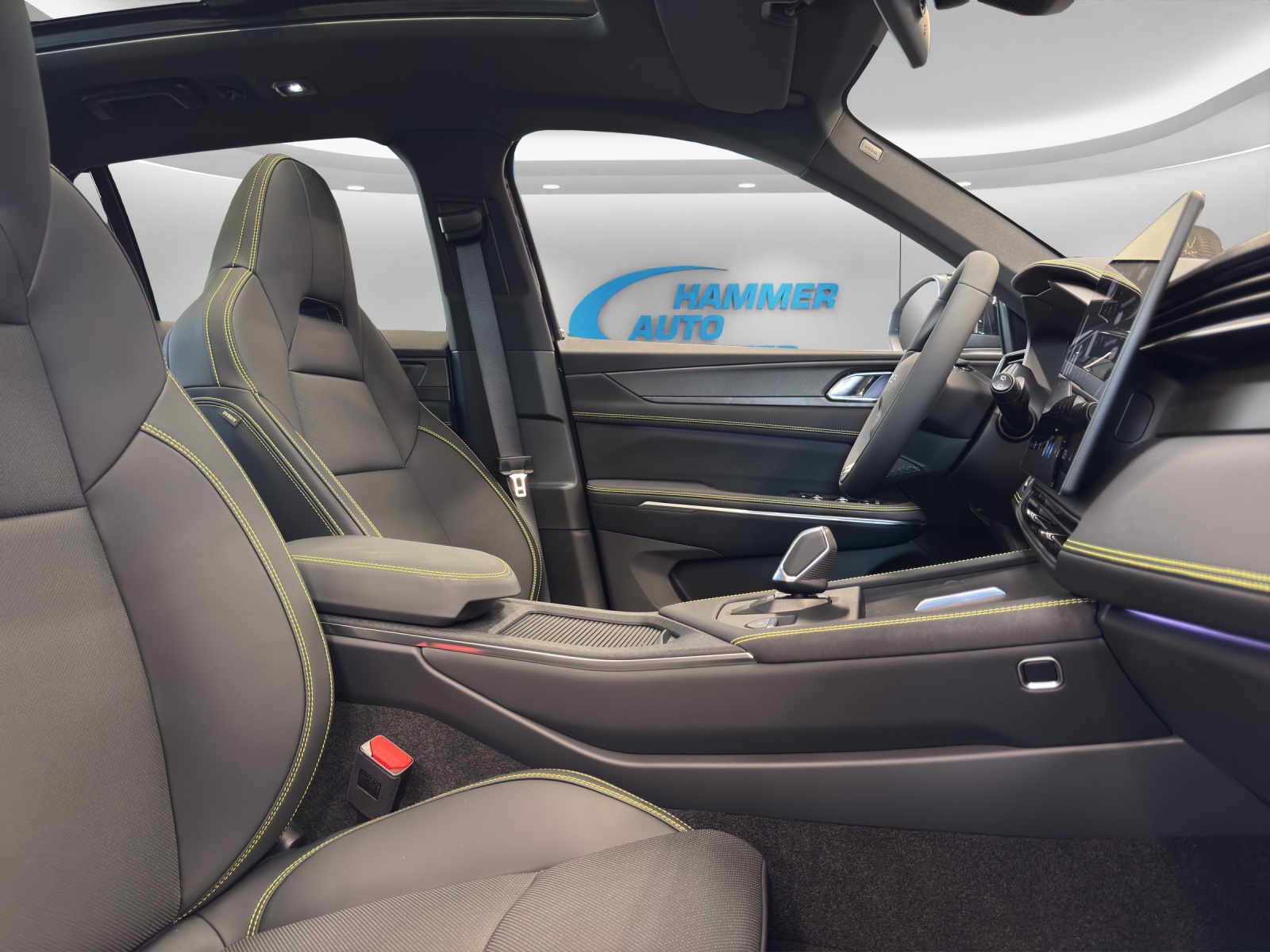 LYNK & CO 01 1.5 PHEV More-image-10