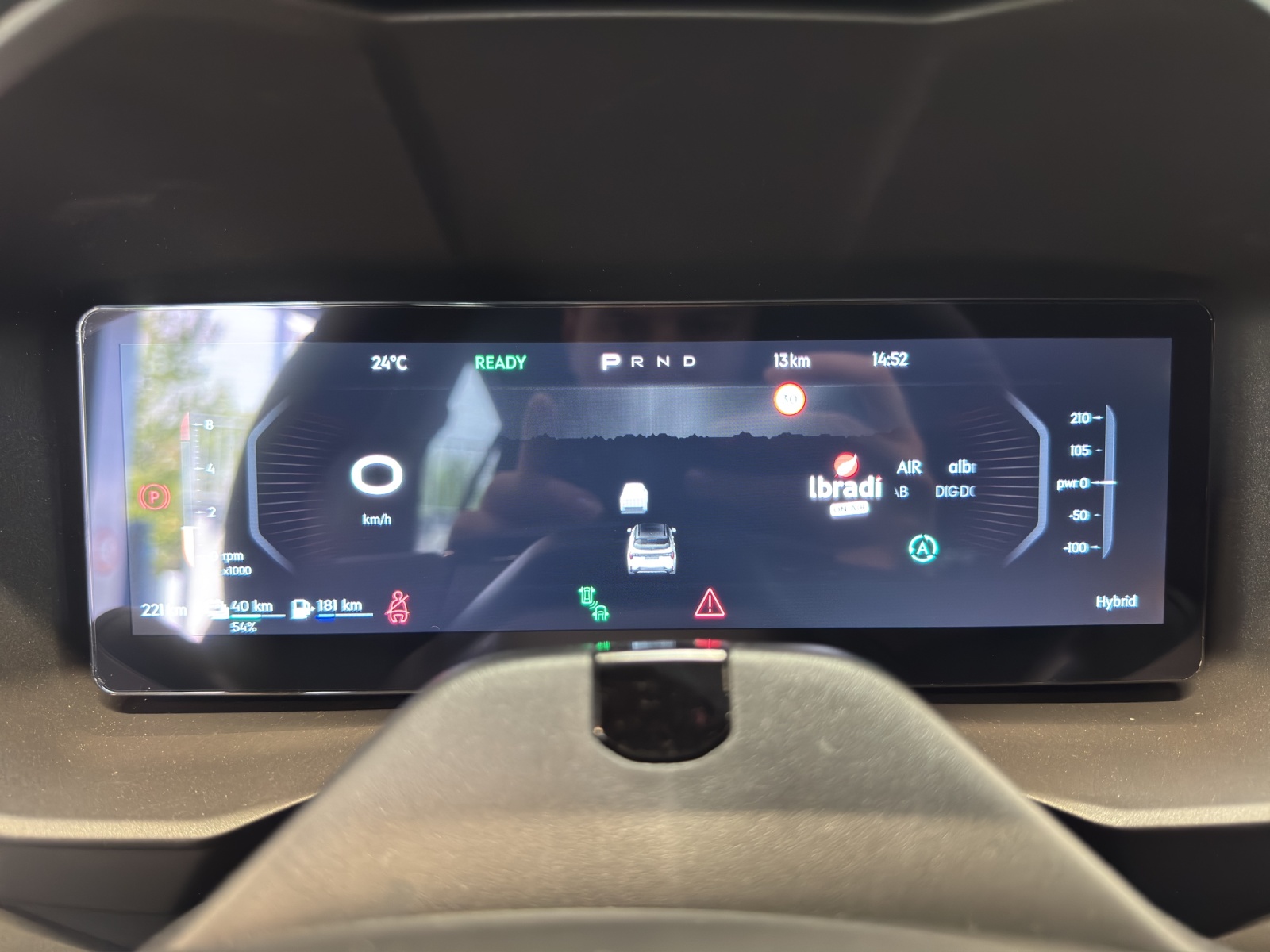 LYNK & CO 01 1.5 PHEV More-image-11