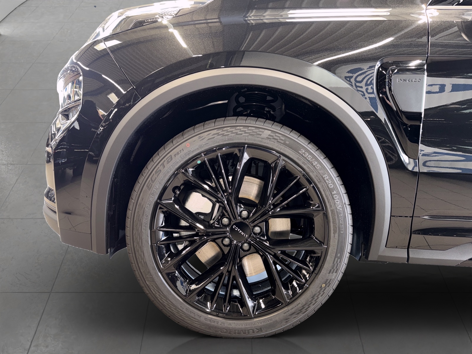 LYNK & CO 01 1.5 PHEV More-image-6