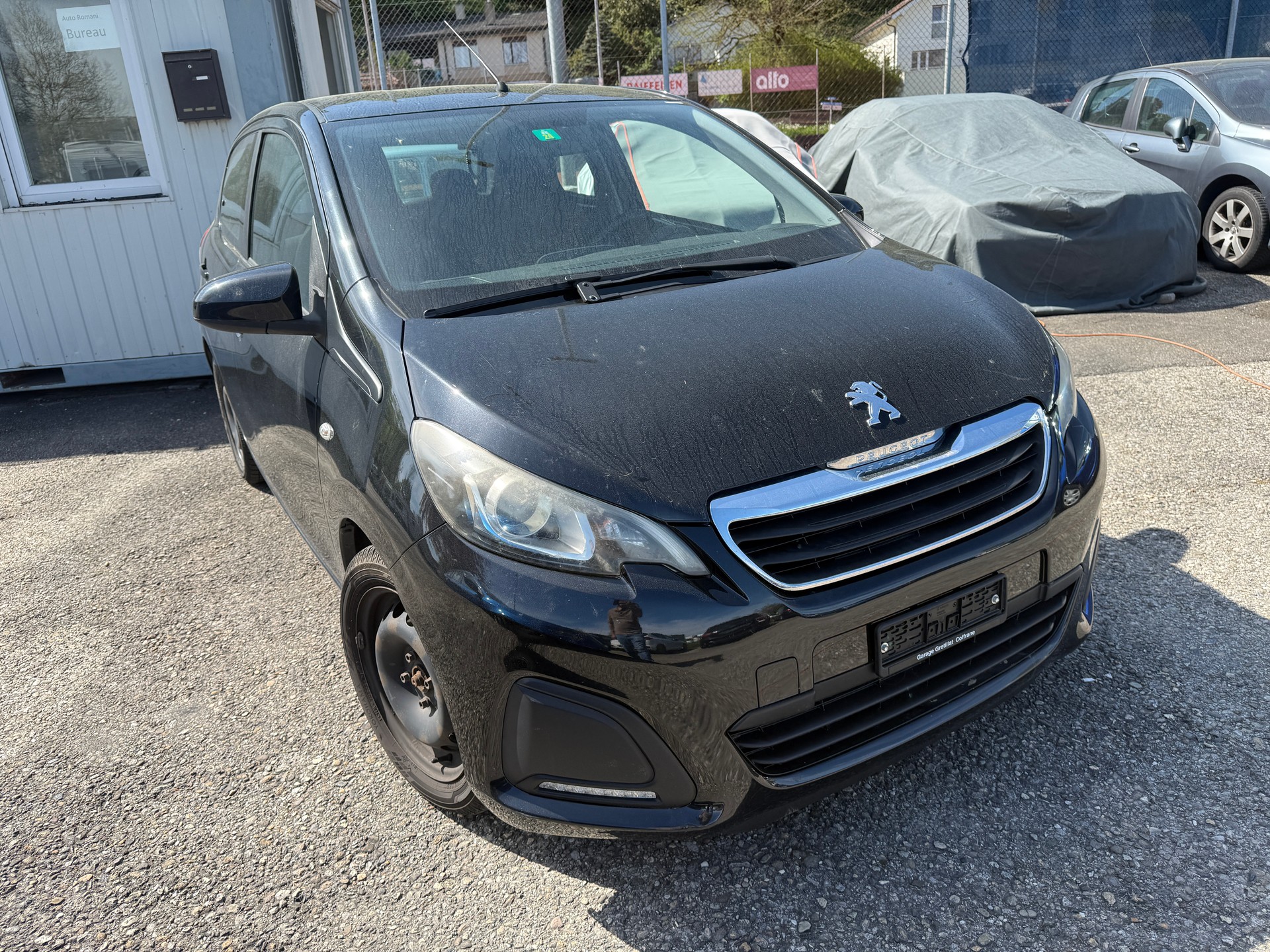 PEUGEOT 108 1.2 VTi Feline-image-11