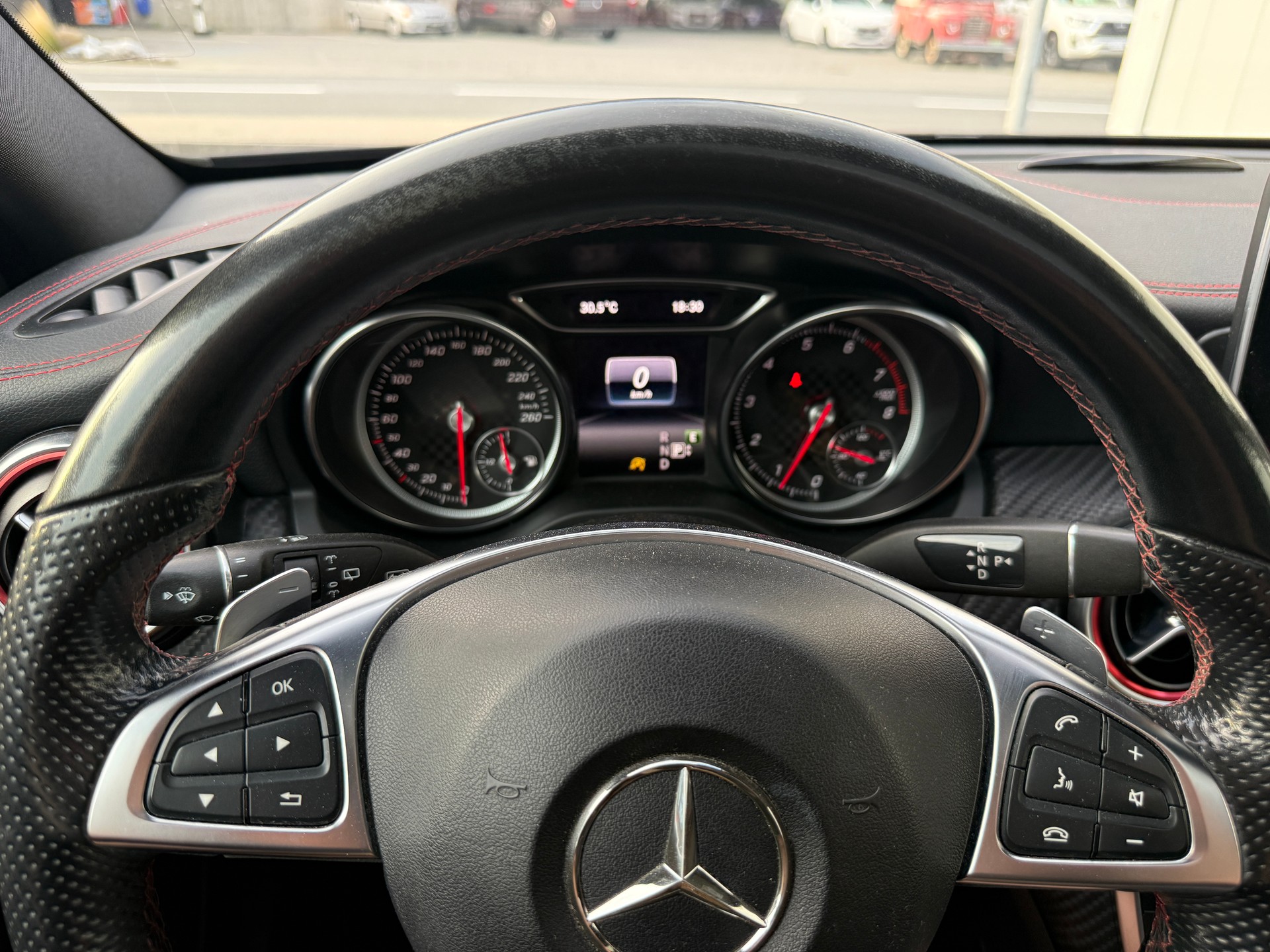 MERCEDES-BENZ A 250 AMG Line 4Matic 7G-DCT *PANORAMA*LED*NIGHT PACK*-image-13