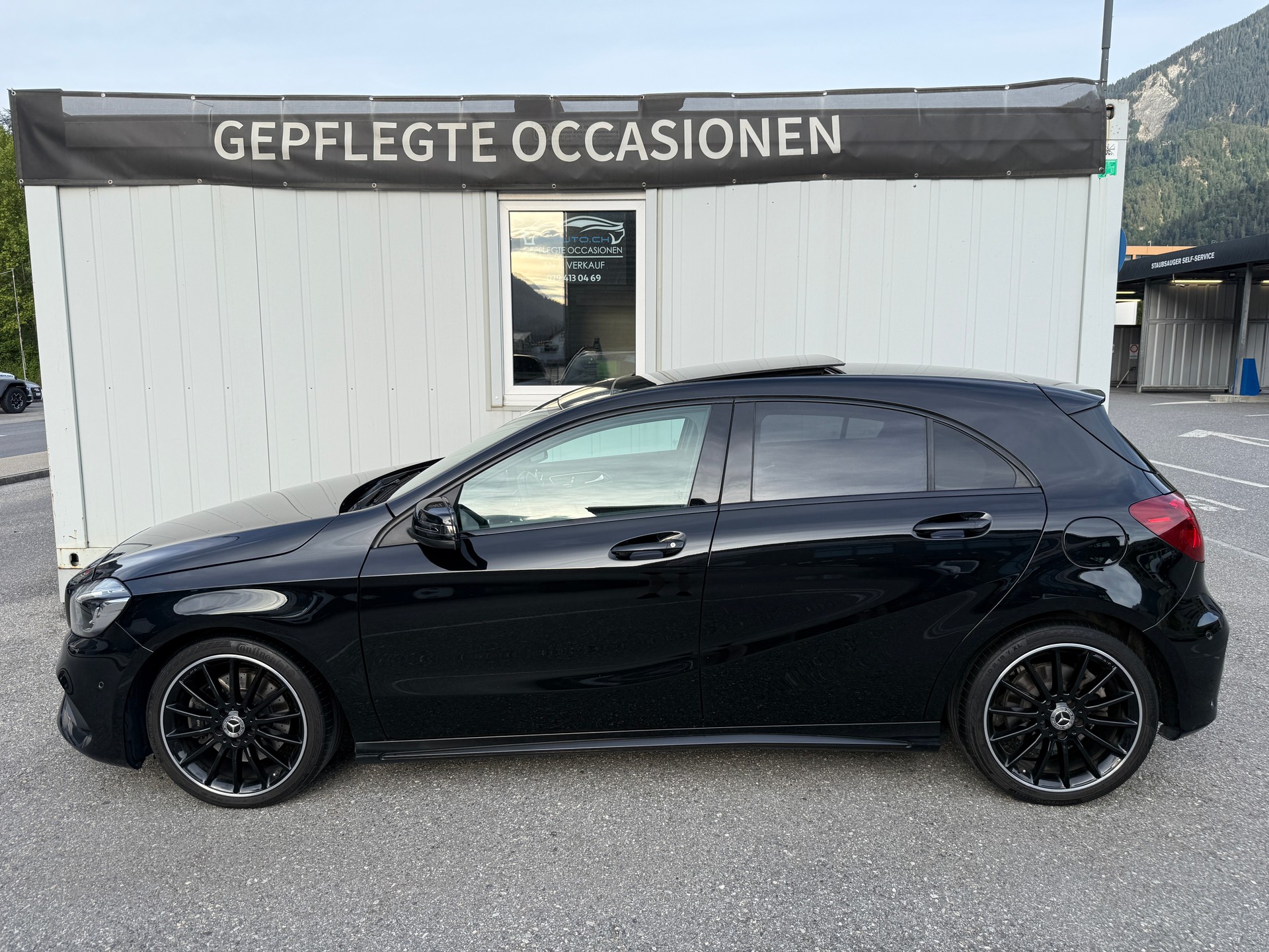 MERCEDES-BENZ A 250 AMG Line 4Matic 7G-DCT *PANORAMA*LED*NIGHT PACK*-image-6