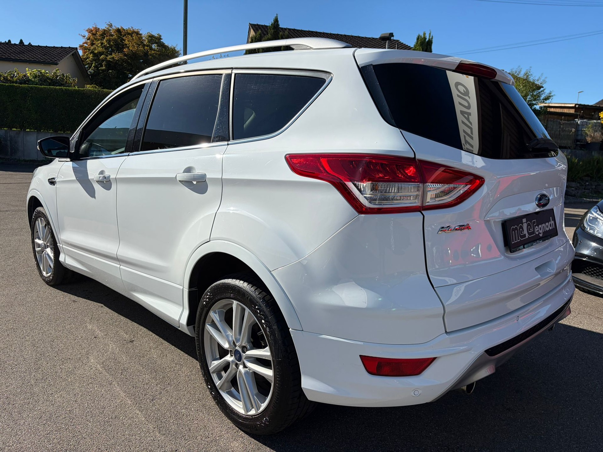 FORD Kuga 2.0 TDCi Sync Edition 4WD-image-5