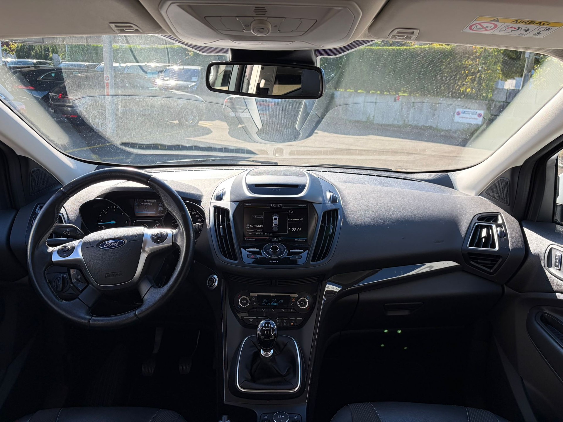 FORD Kuga 2.0 TDCi Sync Edition 4WD-image-9