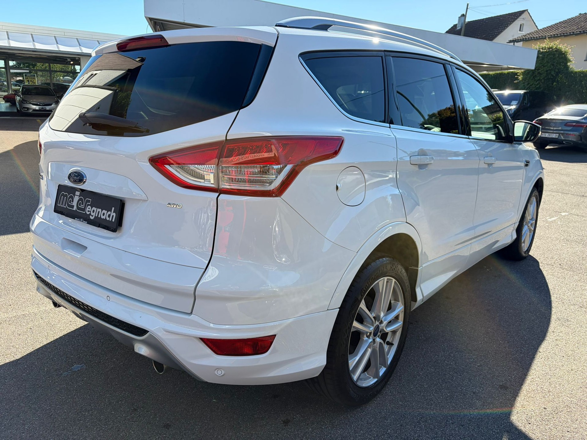 FORD Kuga 2.0 TDCi Sync Edition 4WD-image-8