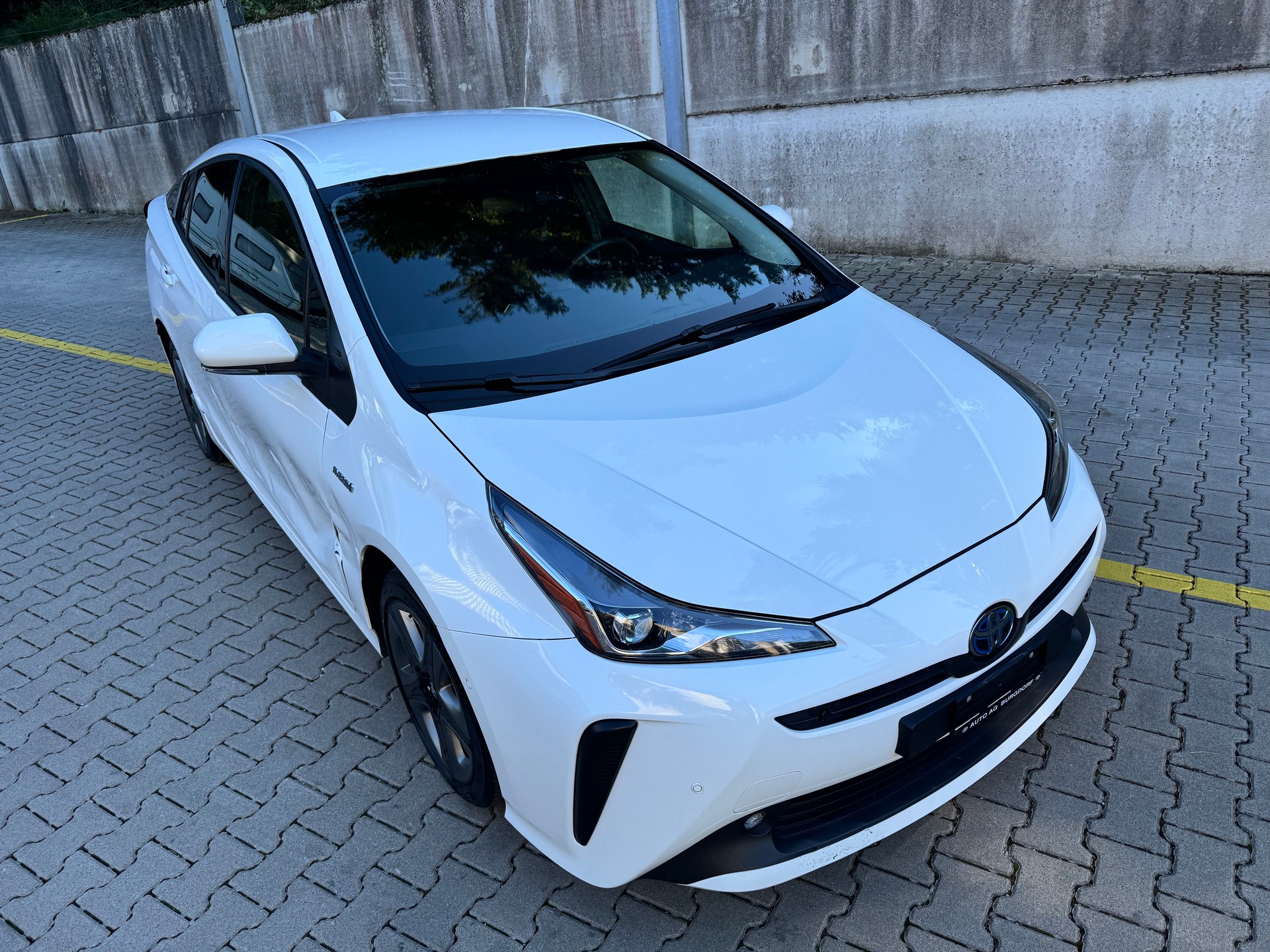 TOYOTA Prius 1.8 VVT-i HSD AWD-i Premium-image-4