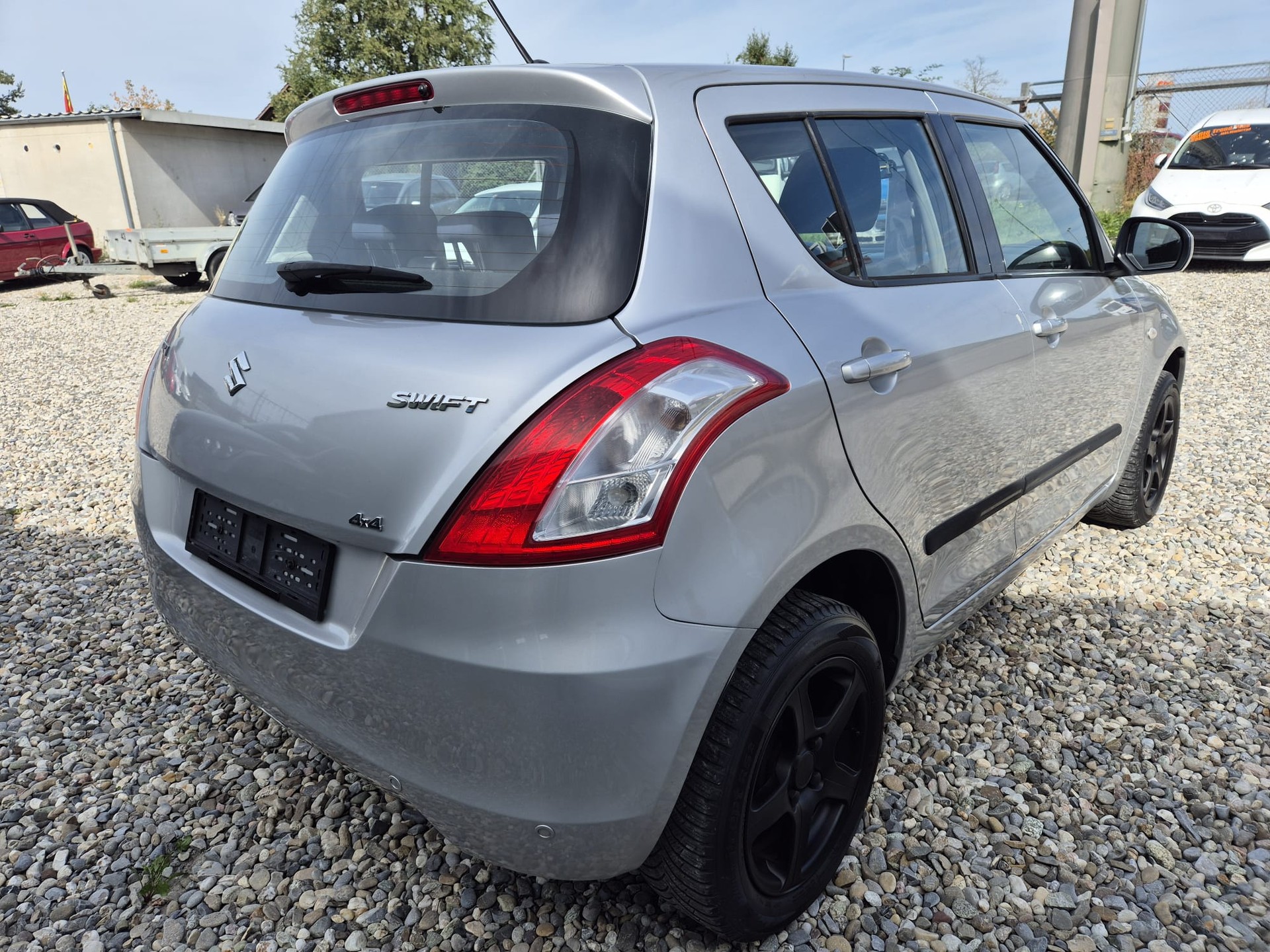 SUZUKI Swift 1.2i 16V GL 4x4-image-5