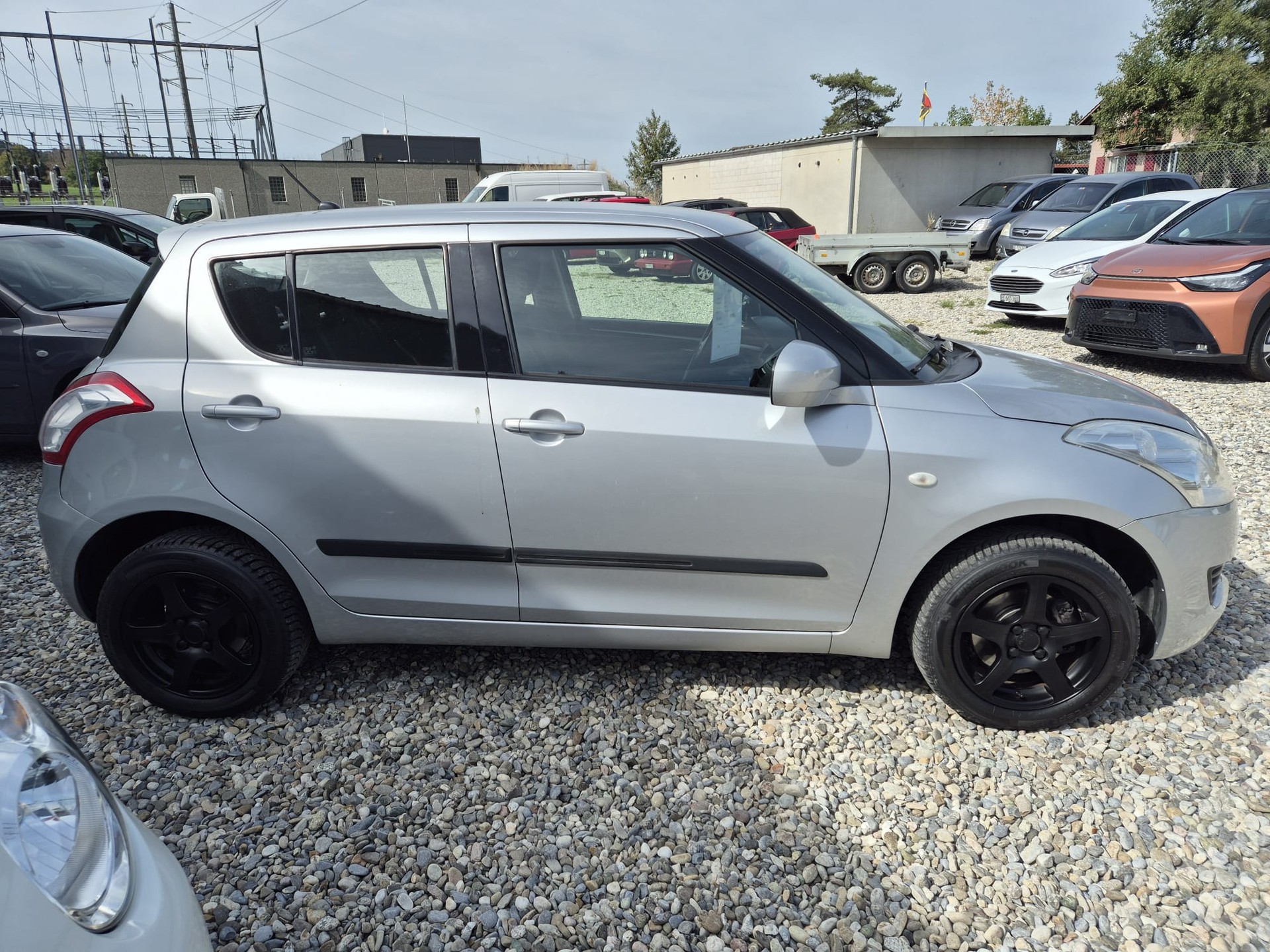 SUZUKI Swift 1.2i 16V GL 4x4-image-2