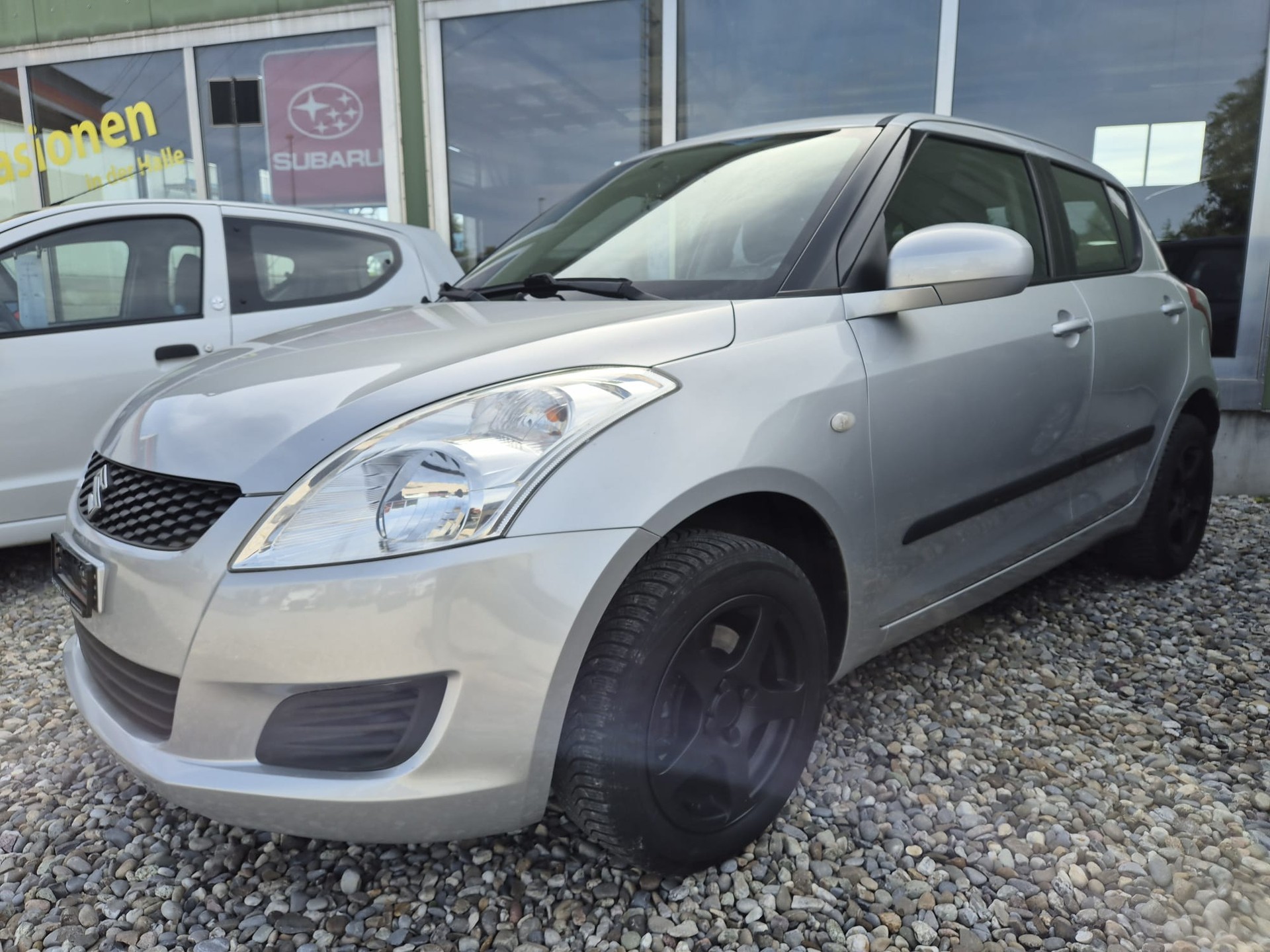 SUZUKI Swift 1.2i 16V GL 4x4-image-4