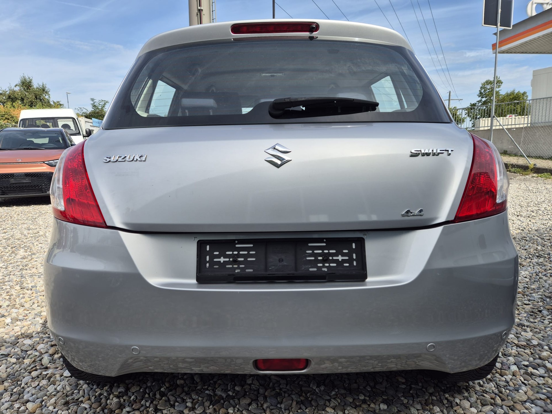 SUZUKI Swift 1.2i 16V GL 4x4-image-7
