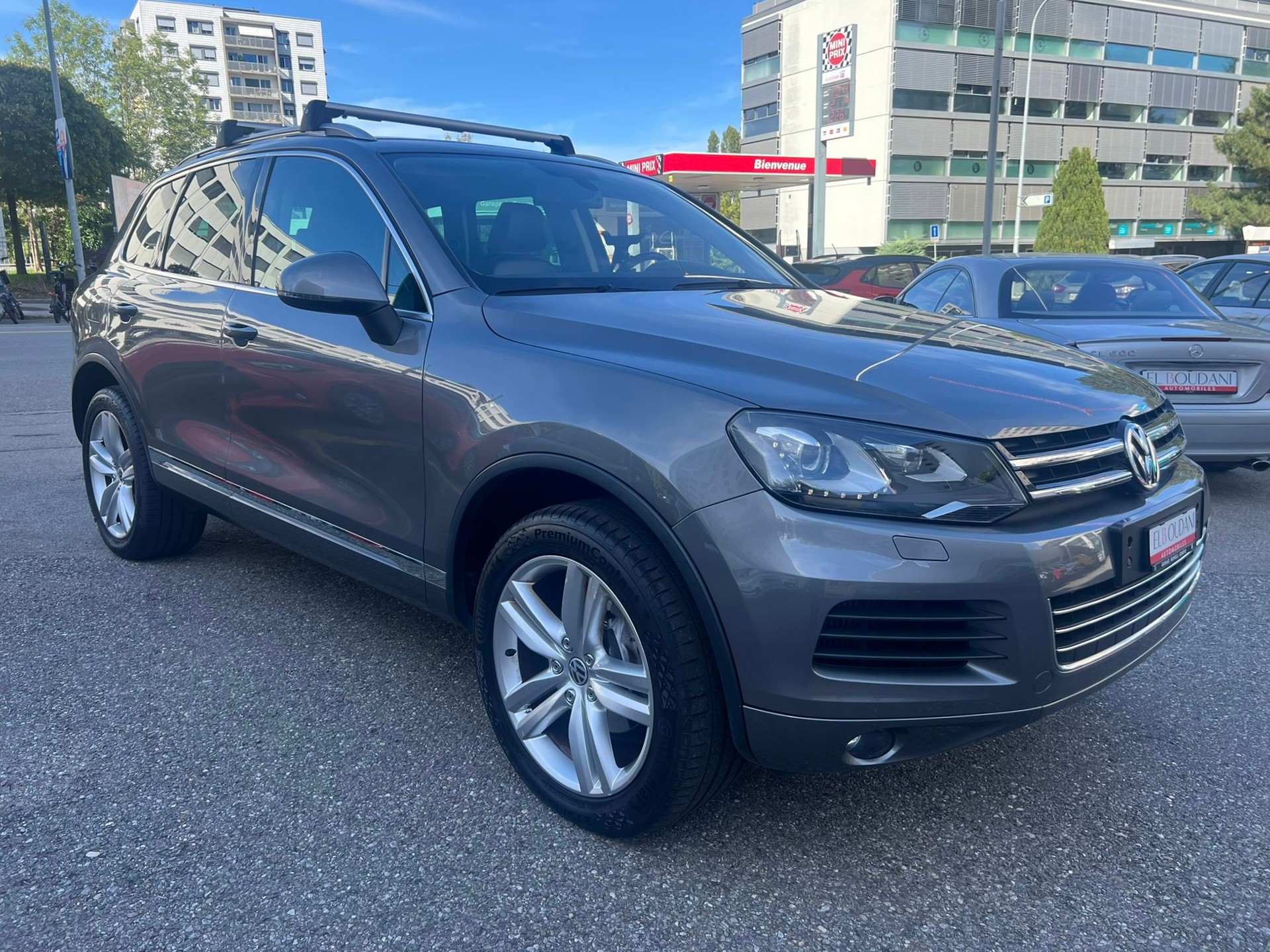 VW Touareg 3.0 TDI BlueMotion Technology Tiptronic-image-0