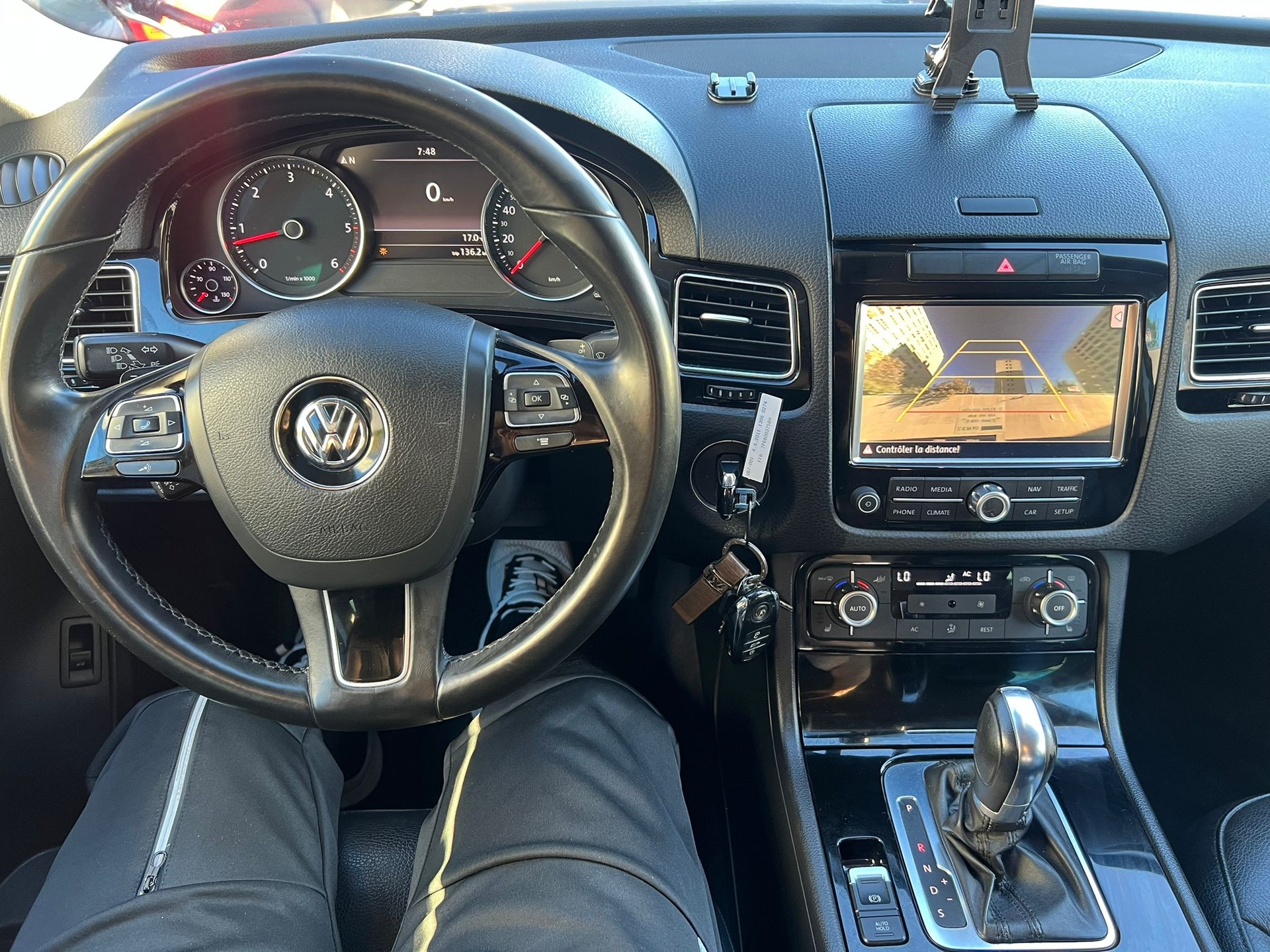 VW Touareg 3.0 TDI BlueMotion Technology Tiptronic-image-9