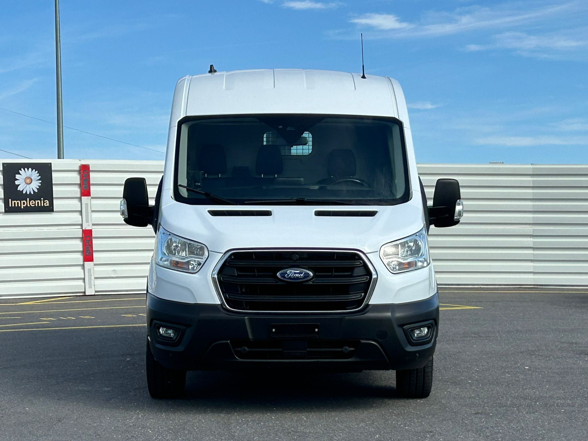 FORD Transit Van 350 L2 Trend 2.0 TDCi 130 4WD-image-5