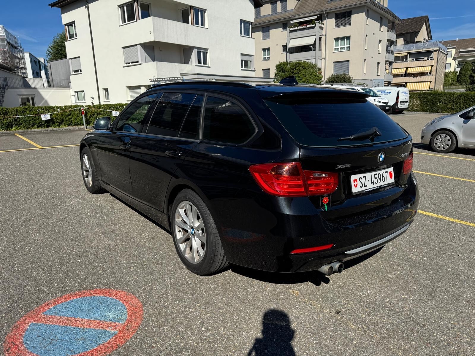 BMW 328i xDrive Touring Modern Line Steptronic-image-2