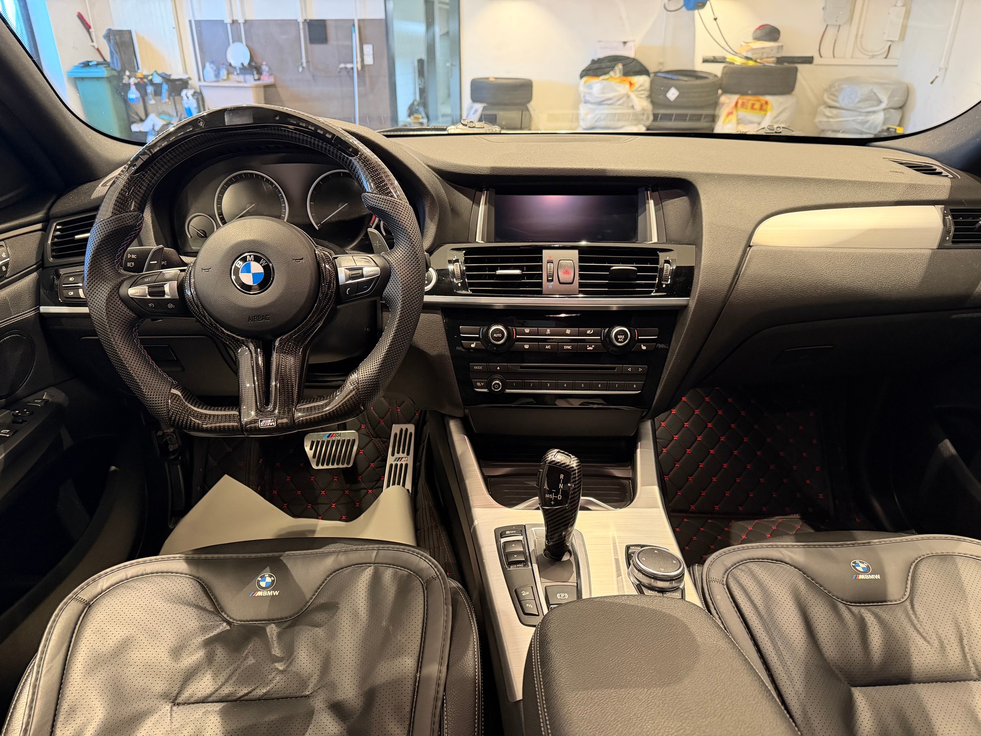 BMW X4 20d xDrive-image-16