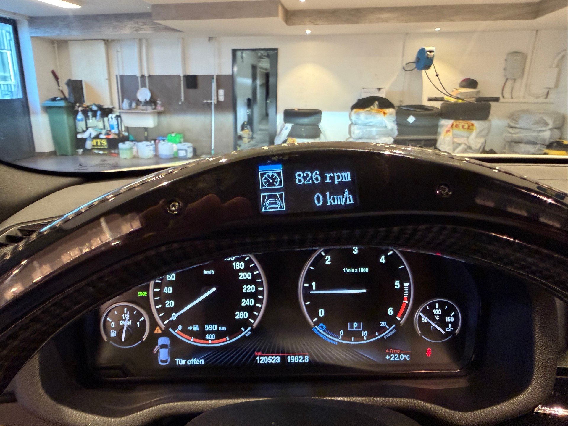 BMW X4 20d xDrive-image-11