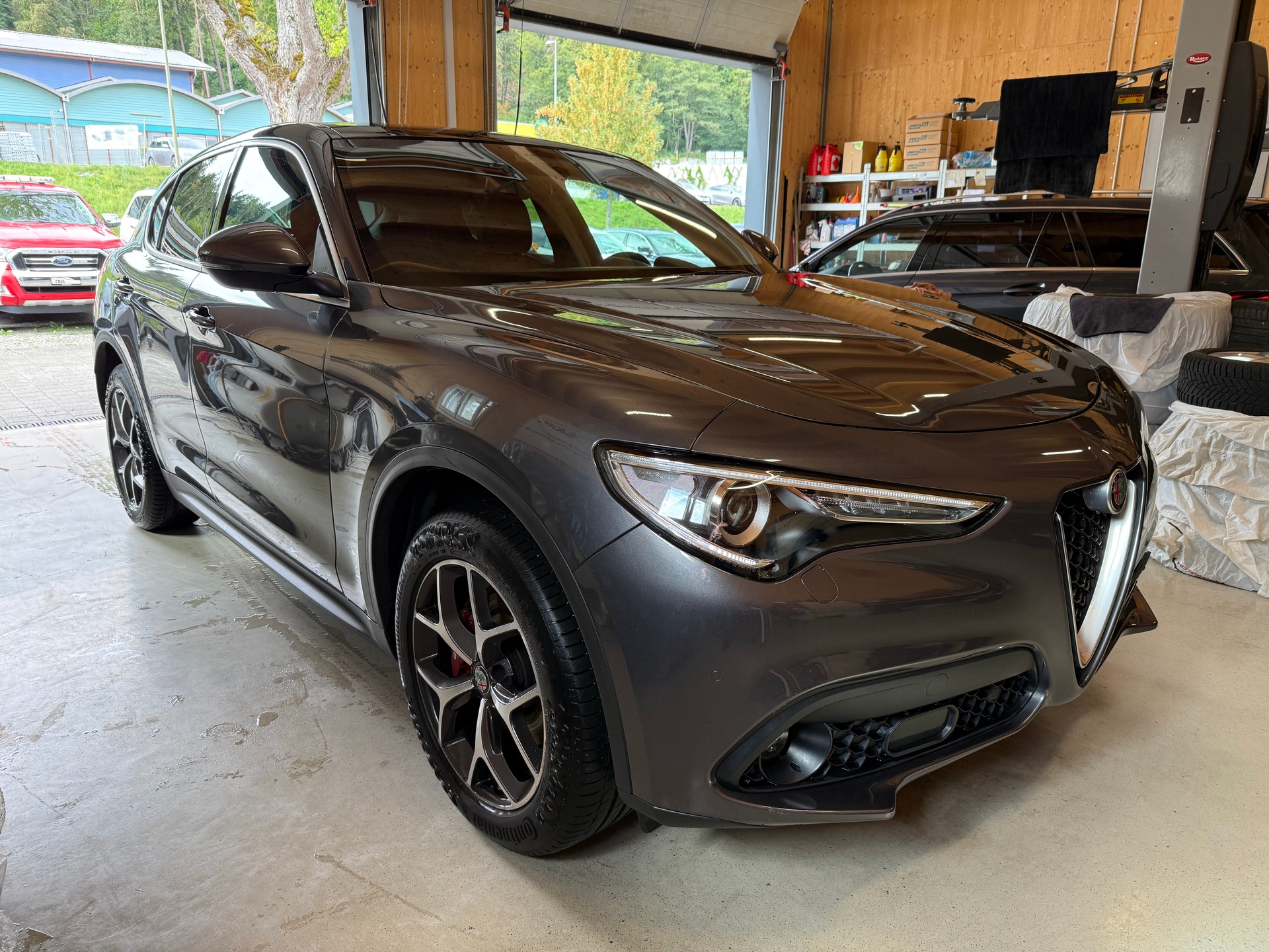 ALFA ROMEO Stelvio 2.2 JTDM Executive Q4 Automatic-image-2