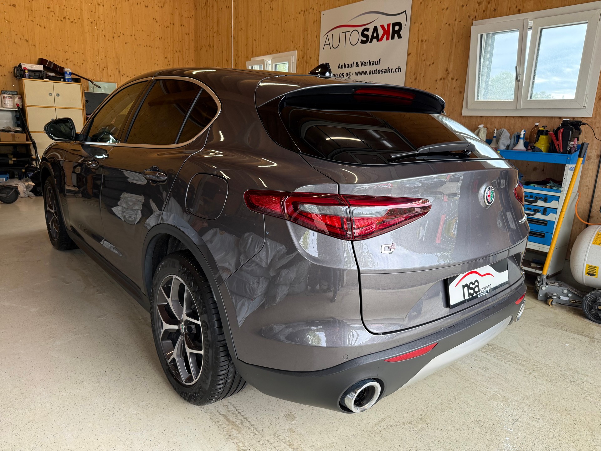 ALFA ROMEO Stelvio 2.2 JTDM Executive Q4 Automatic-image-5