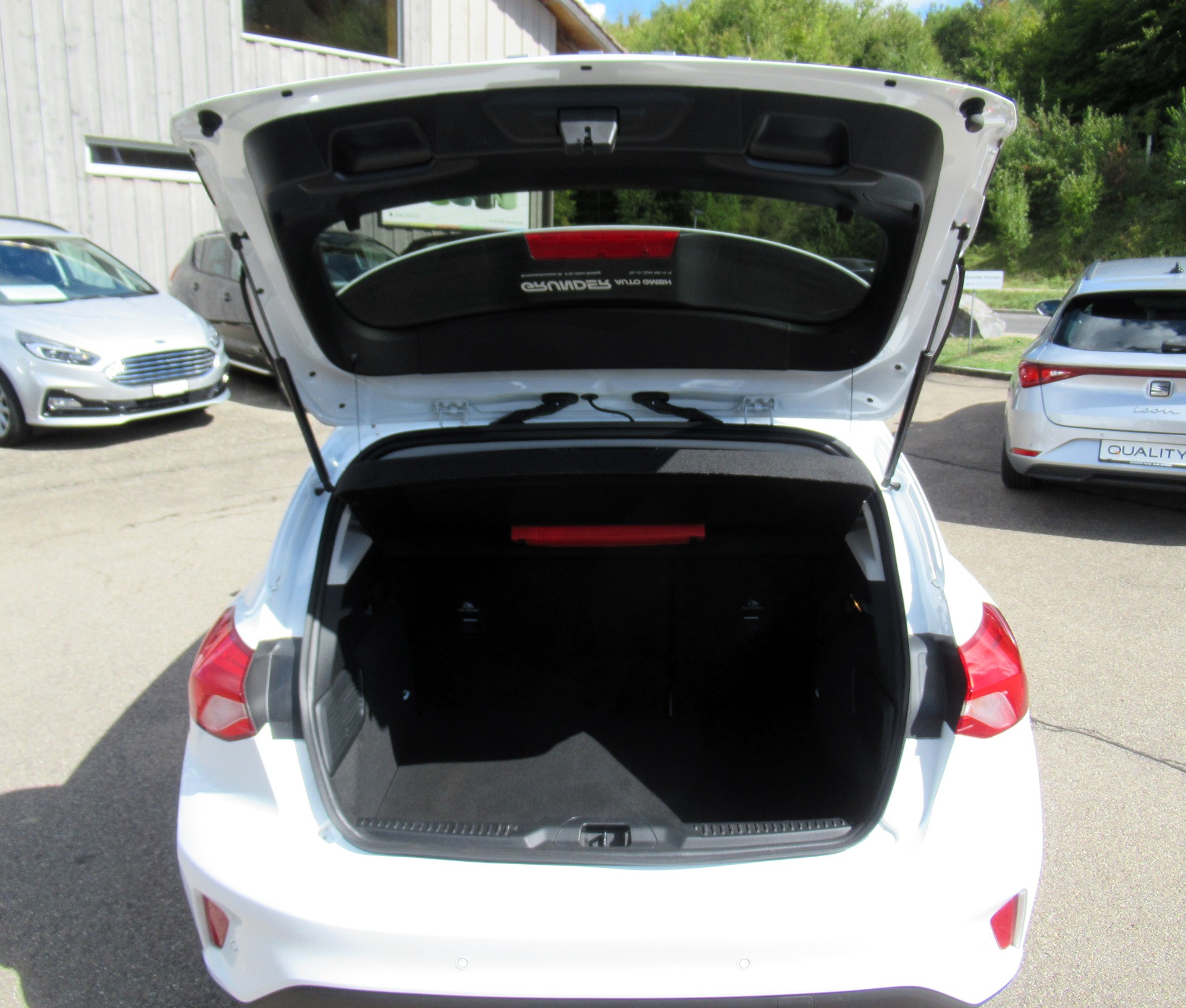 FORD Focus 1.0 SCTi Cool Connect-image-5