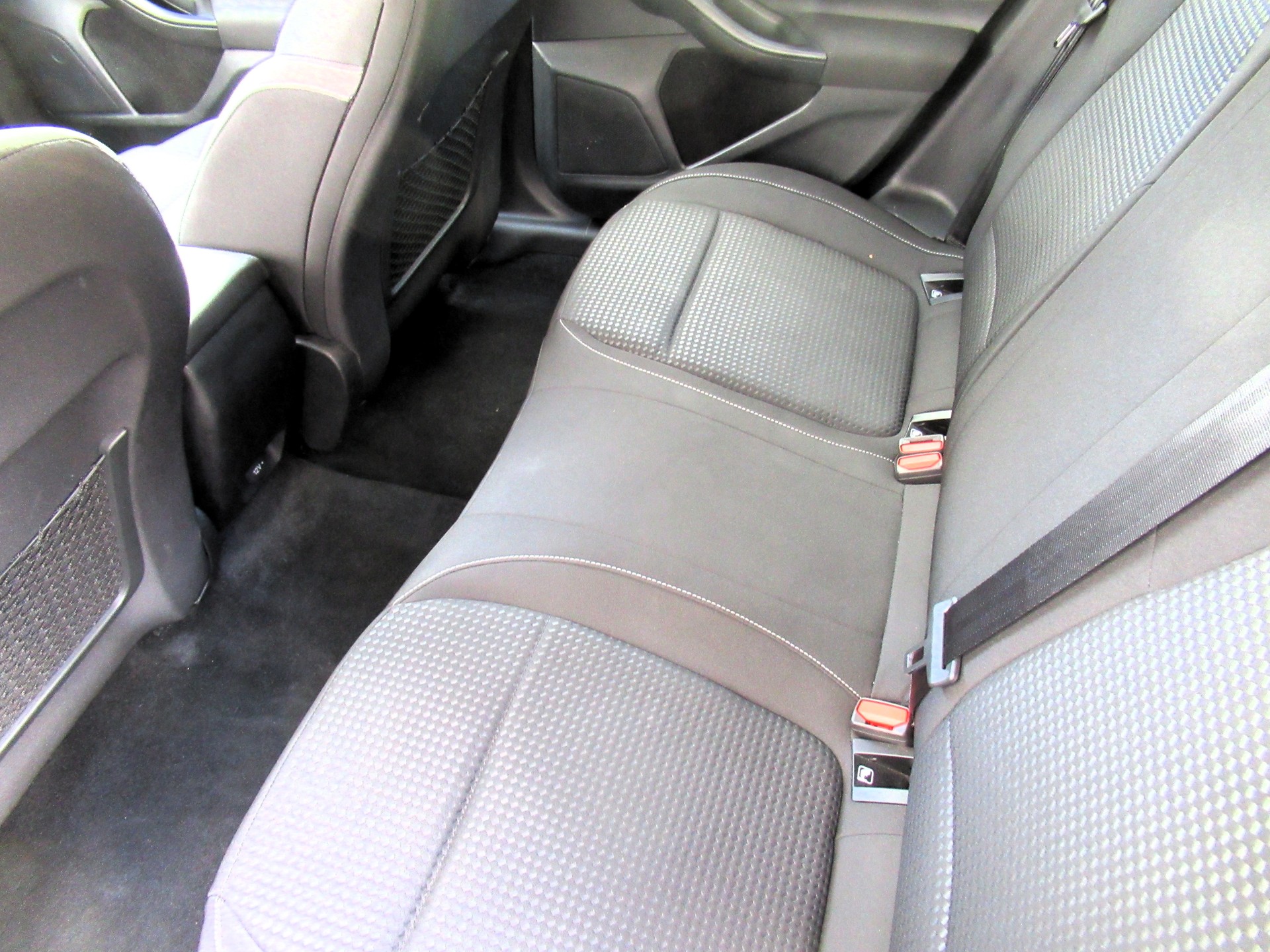 FORD Focus 1.0 SCTi Cool Connect-image-6