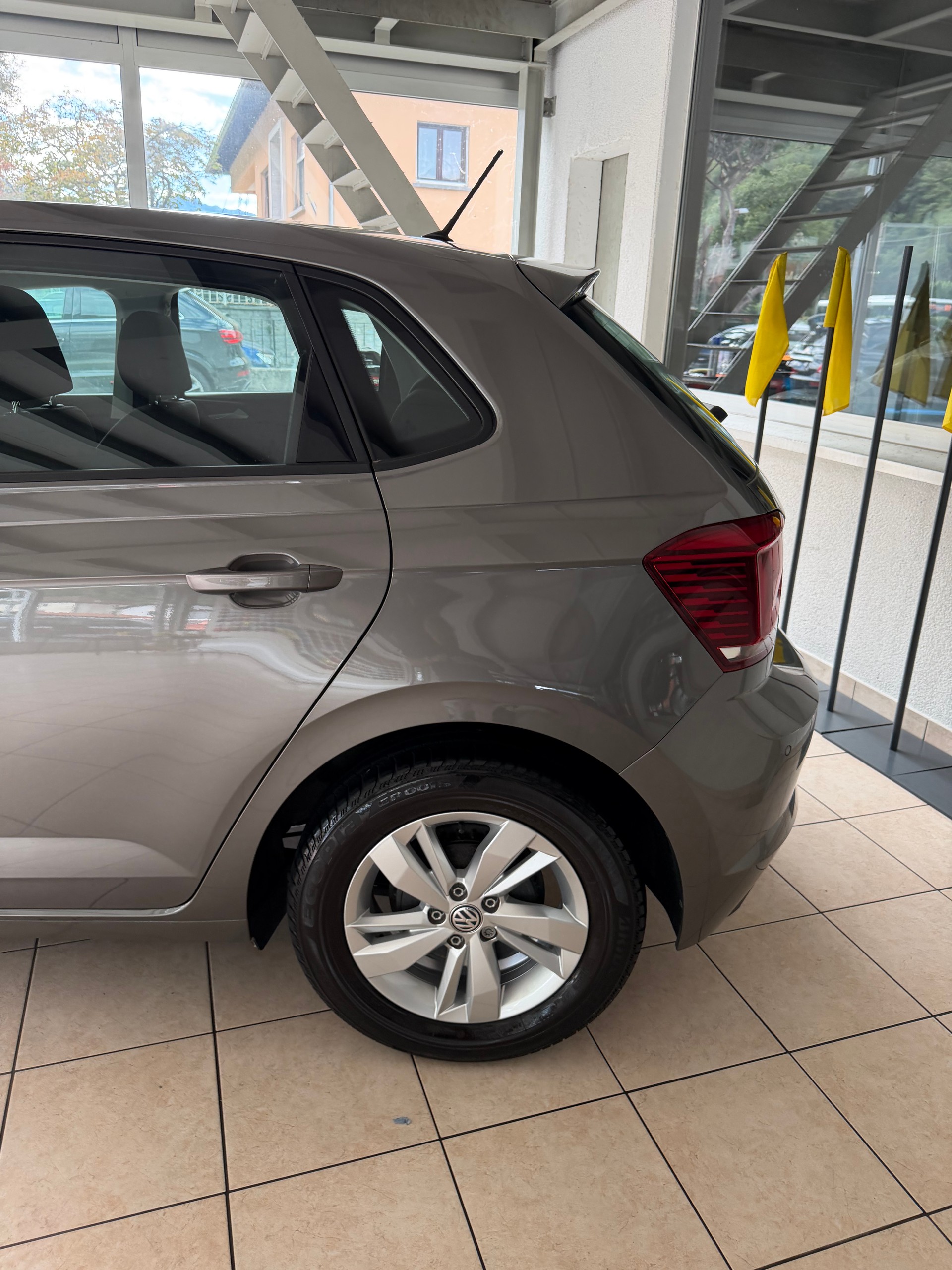 VW Polo 1.0 TSI BMT Comfortline DSG-image-3