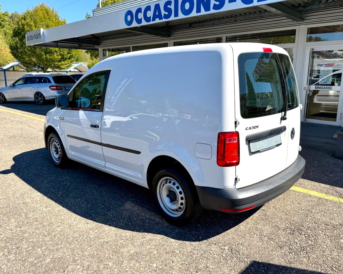 VW Caddy 2.0TDI BMT-image-11