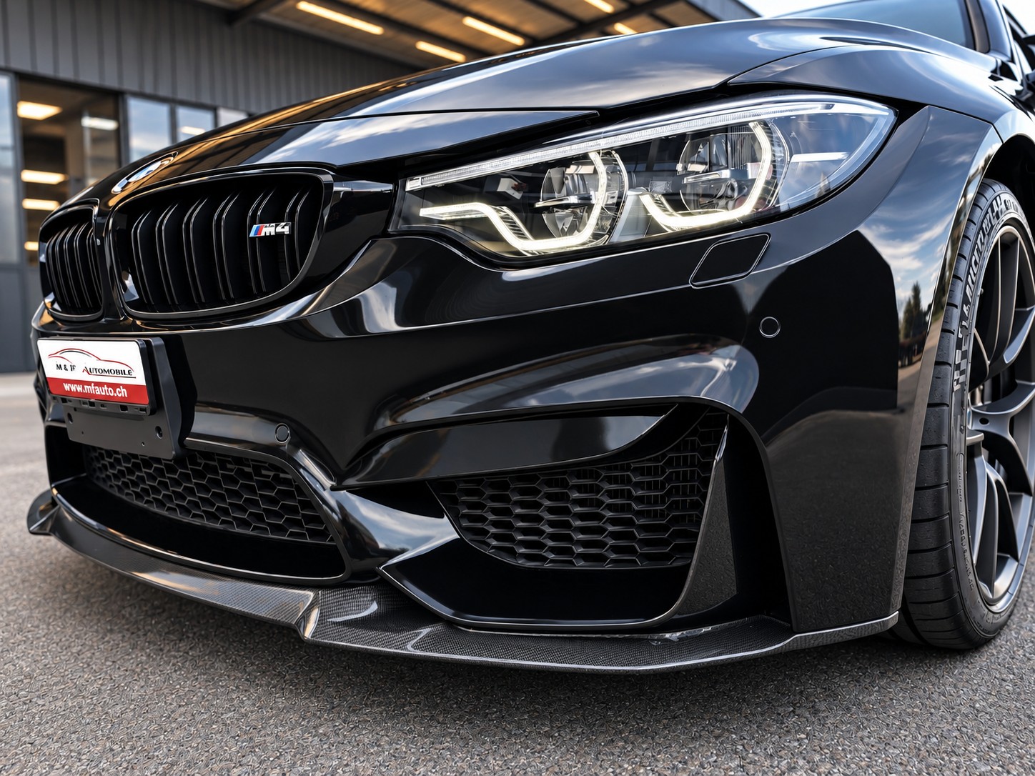 BMW M4 CS Coupé-image-16