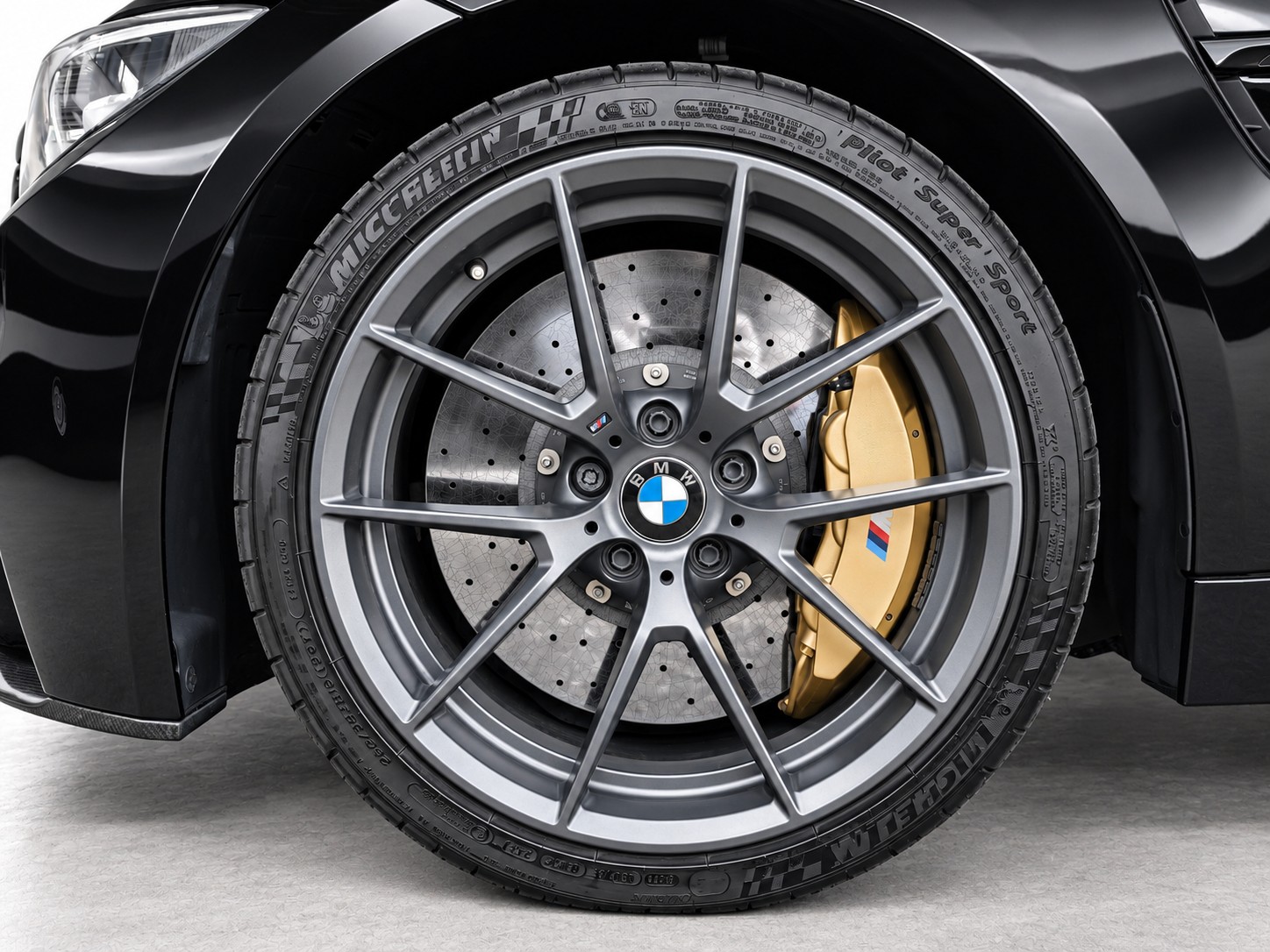 BMW M4 CS Coupé-image-19