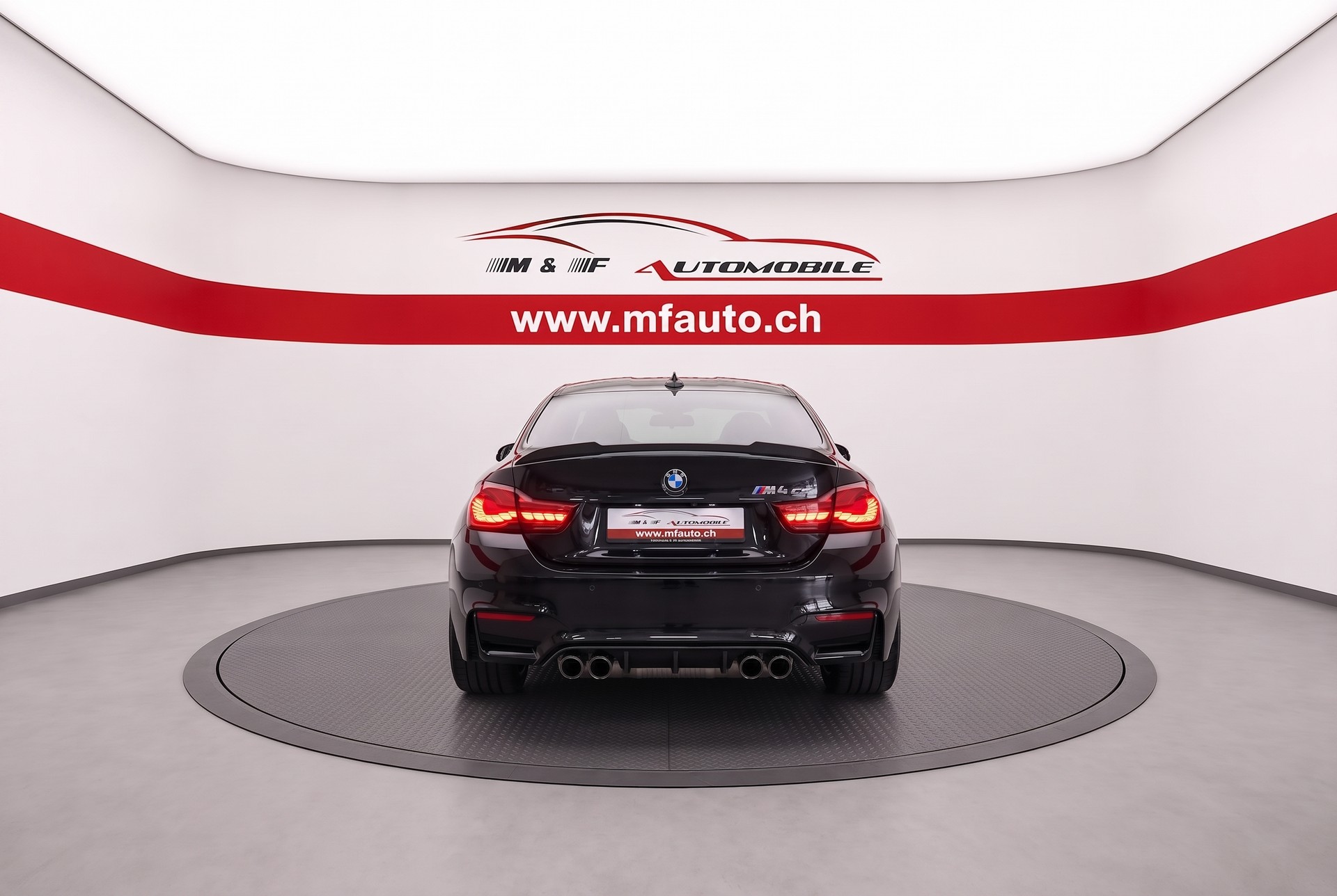 BMW M4 CS Coupé-image-3