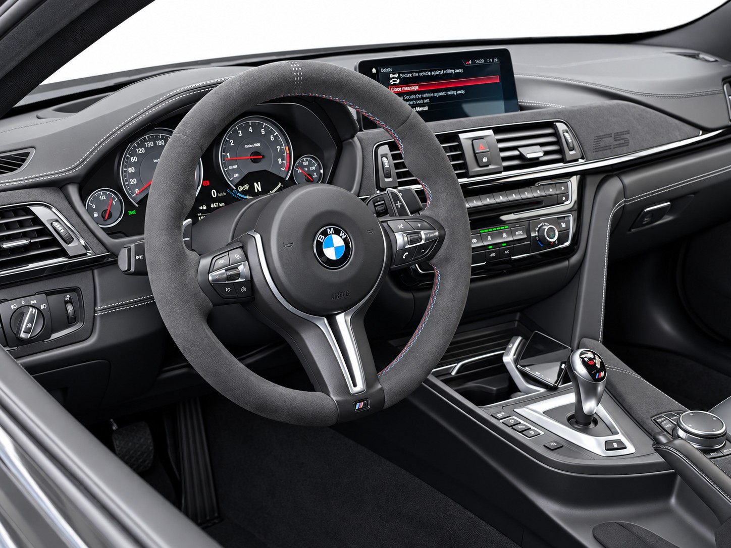 BMW M4 CS Coupé-image-5