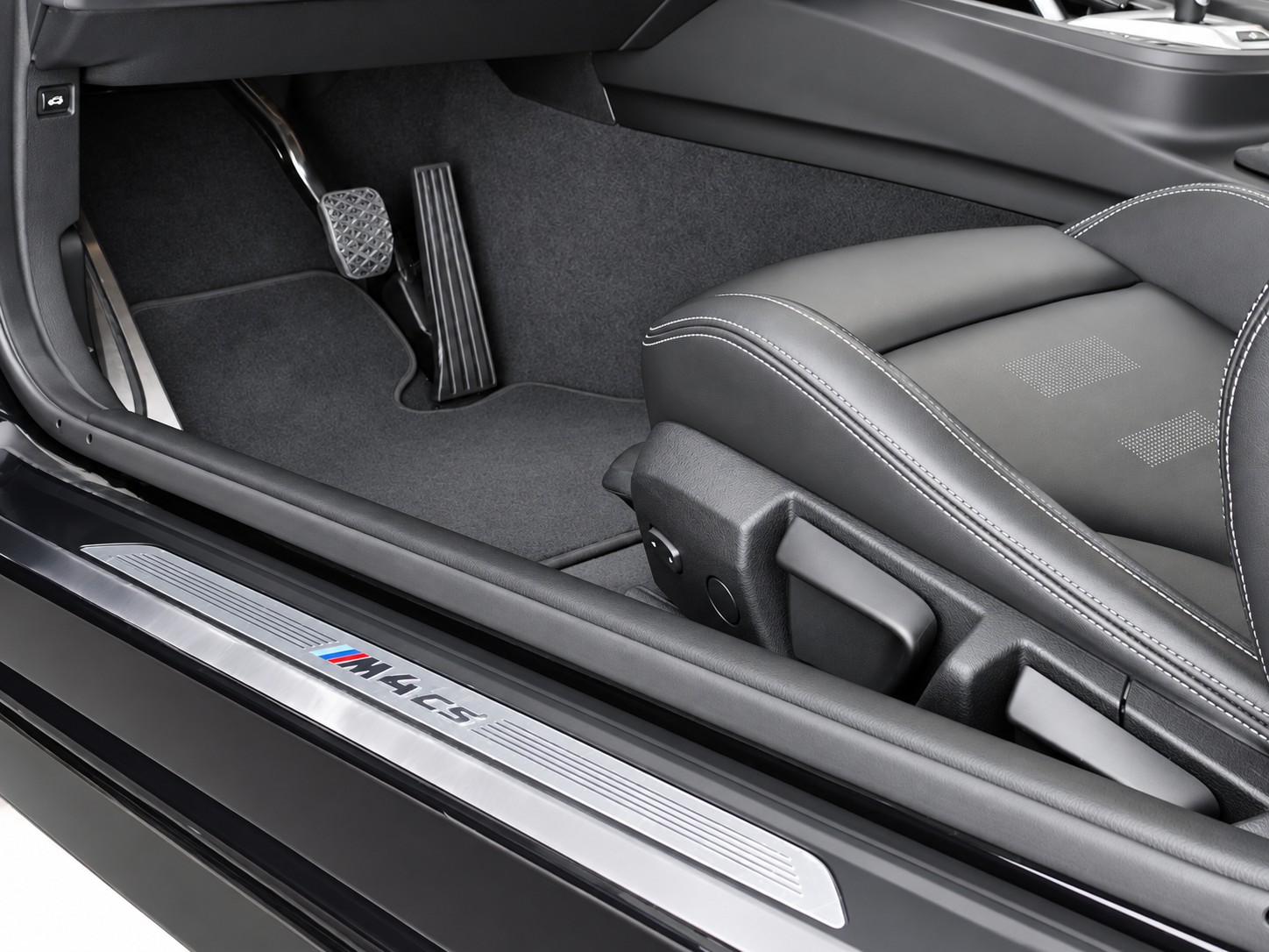 BMW M4 CS Coupé-image-22