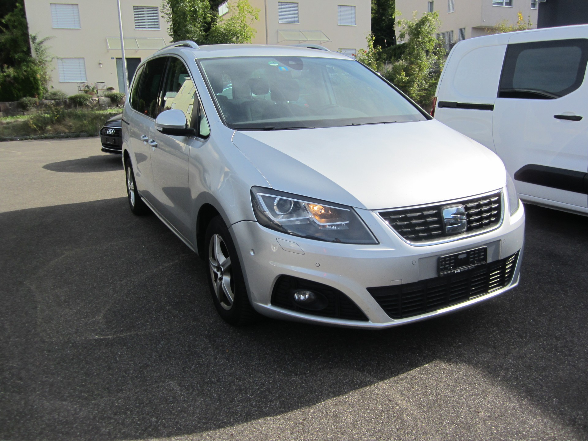 SEAT Alhambra 2.0 TDI DSG Style-image-10