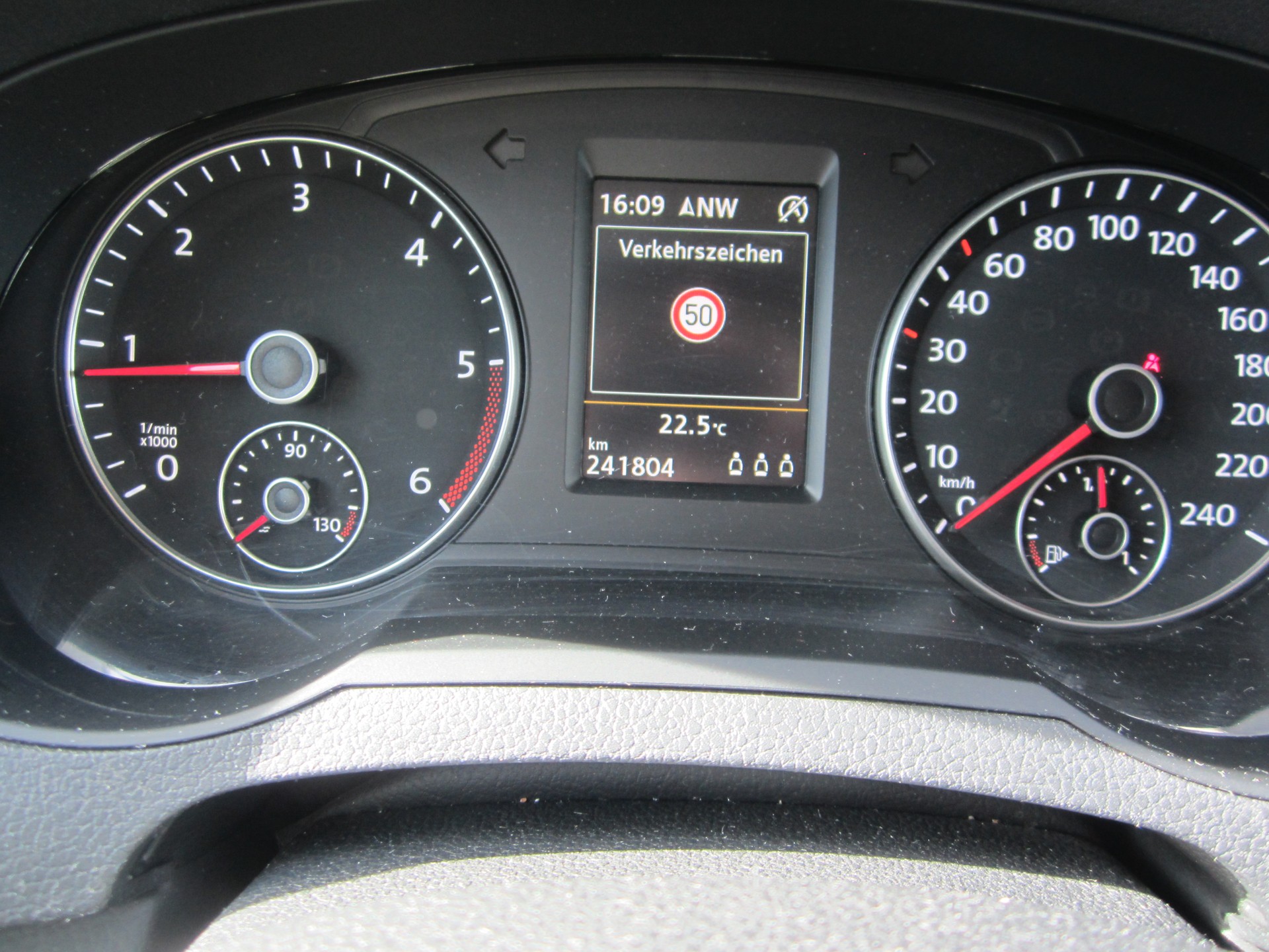 SEAT Alhambra 2.0 TDI DSG Style-image-14