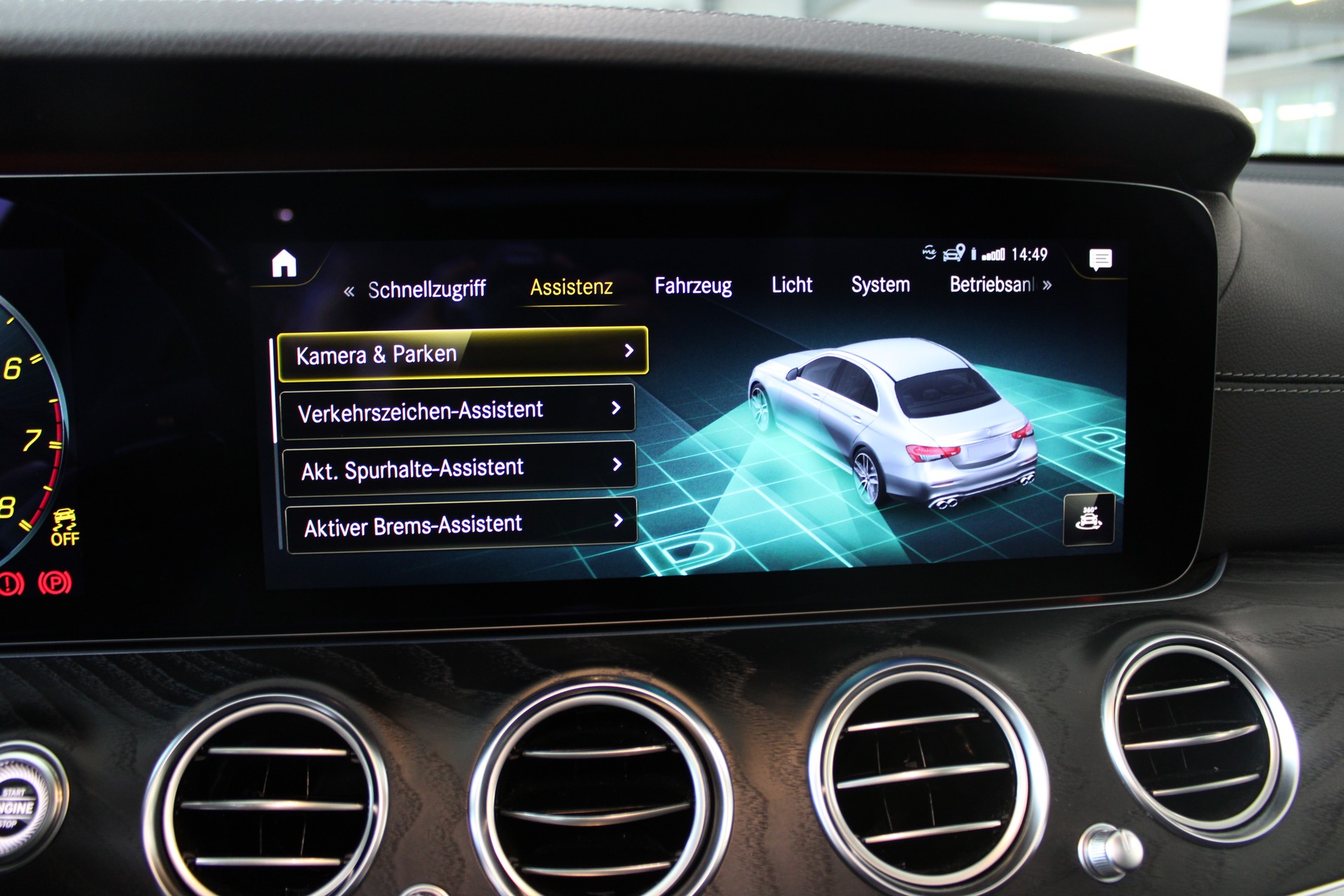 MERCEDES-BENZ AMG E 53 4Matic+ Speedshift 9G-TCT-image-16