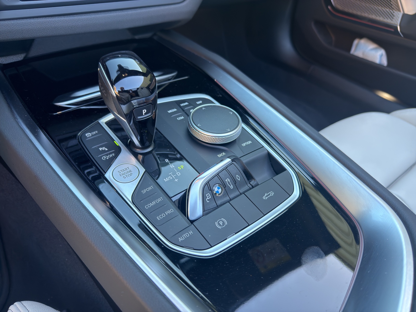 BMW Z4 20i sDrive / CH-Fahrzeug mit Gratis Service-image-14