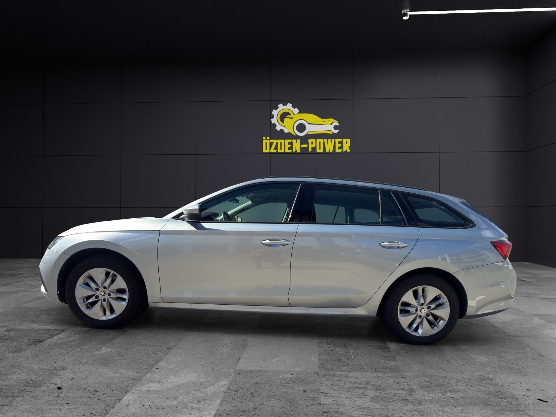 SKODA Octavia Combi 2.0 TDI DSG Ambition-image-6