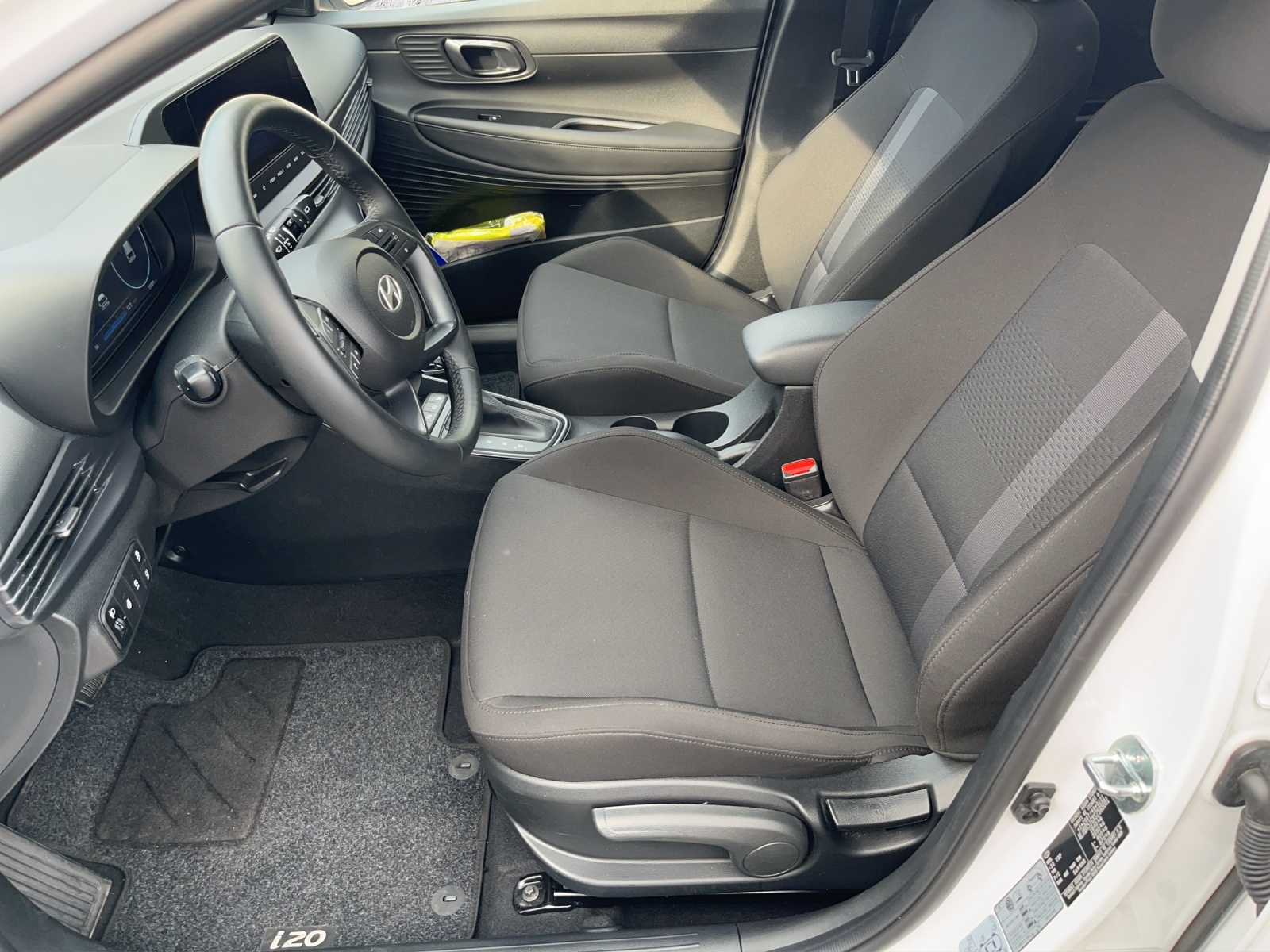 HYUNDAI i20 1.0 T-GDi Vertex DCT-image-8