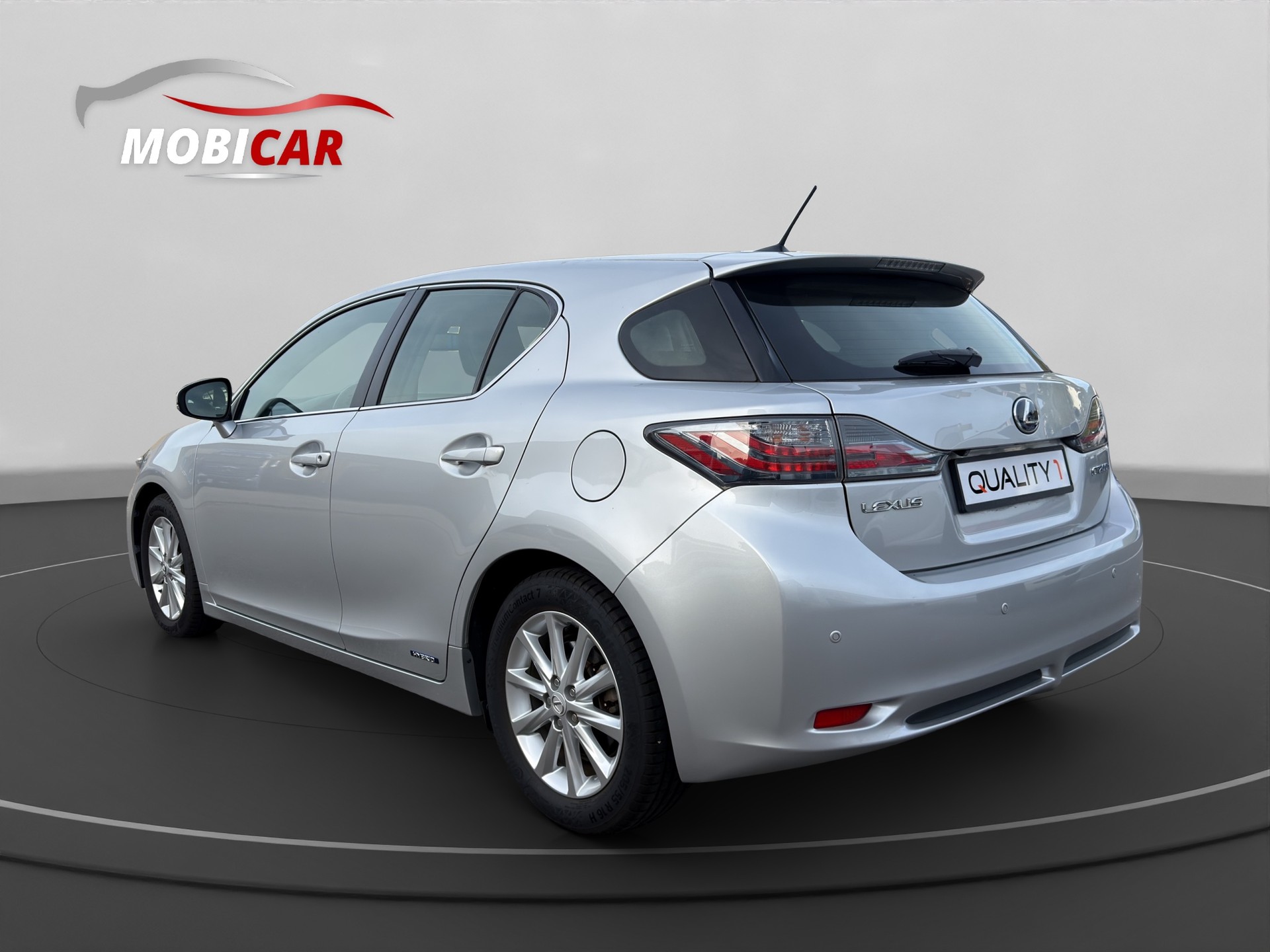 LEXUS CT 200h 1.8 excellence CVT-image-4